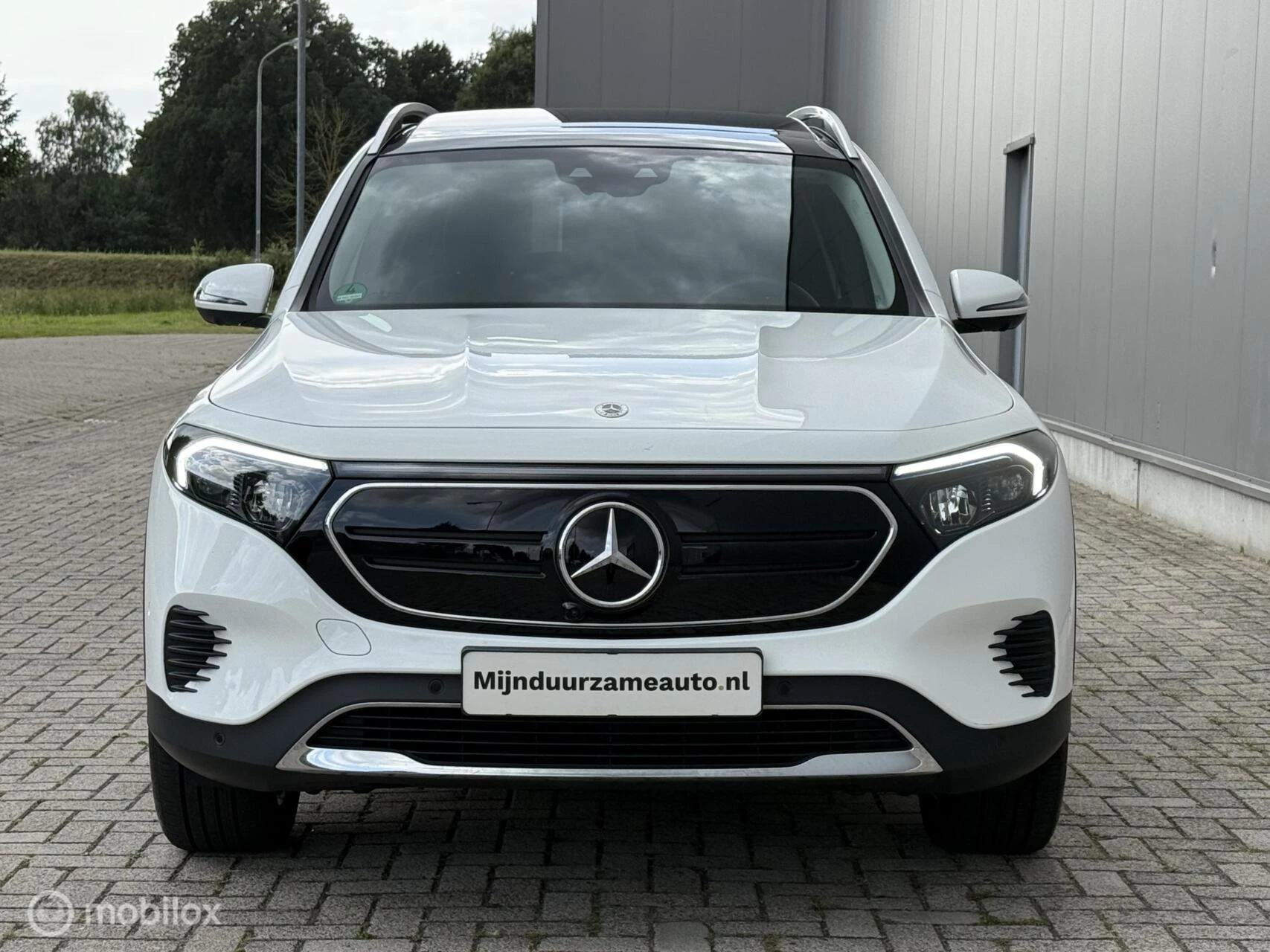Hoofdafbeelding Mercedes-Benz EQB