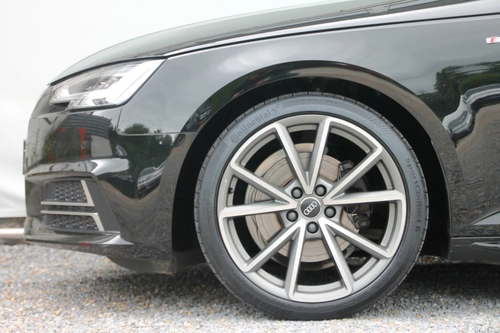 Hoofdafbeelding Audi A4