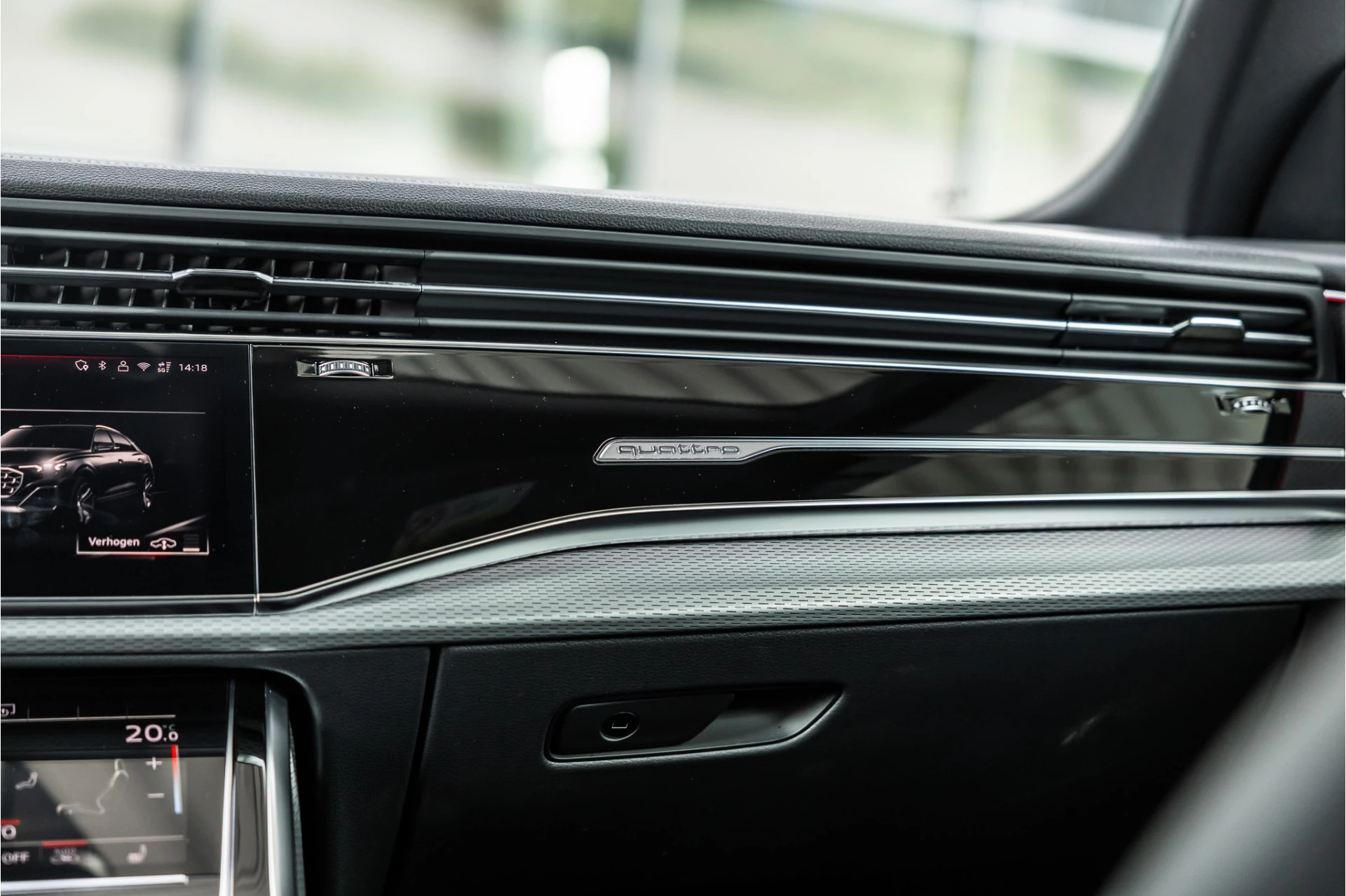 Hoofdafbeelding Audi Q8