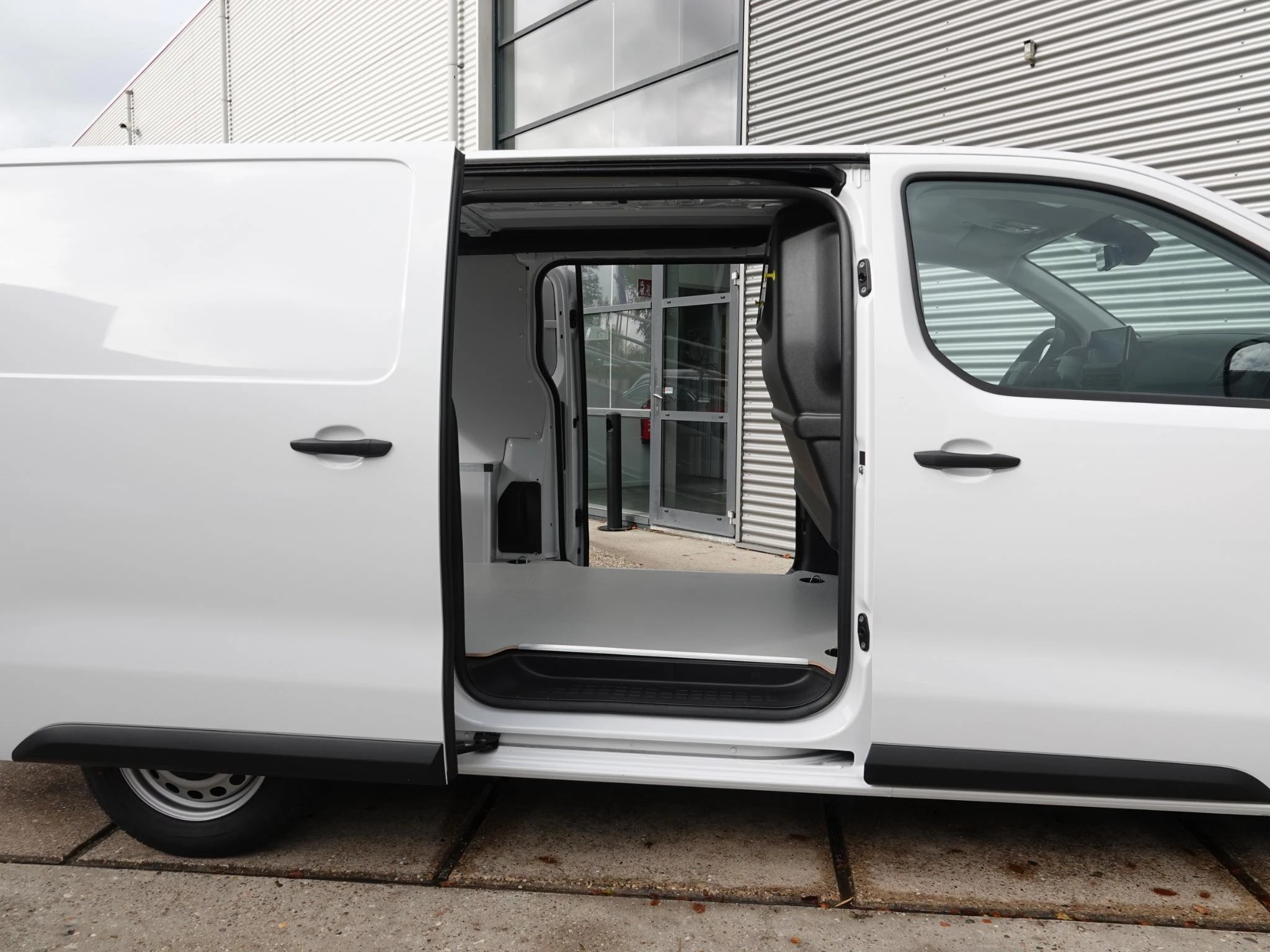 Hoofdafbeelding Opel Vivaro-e