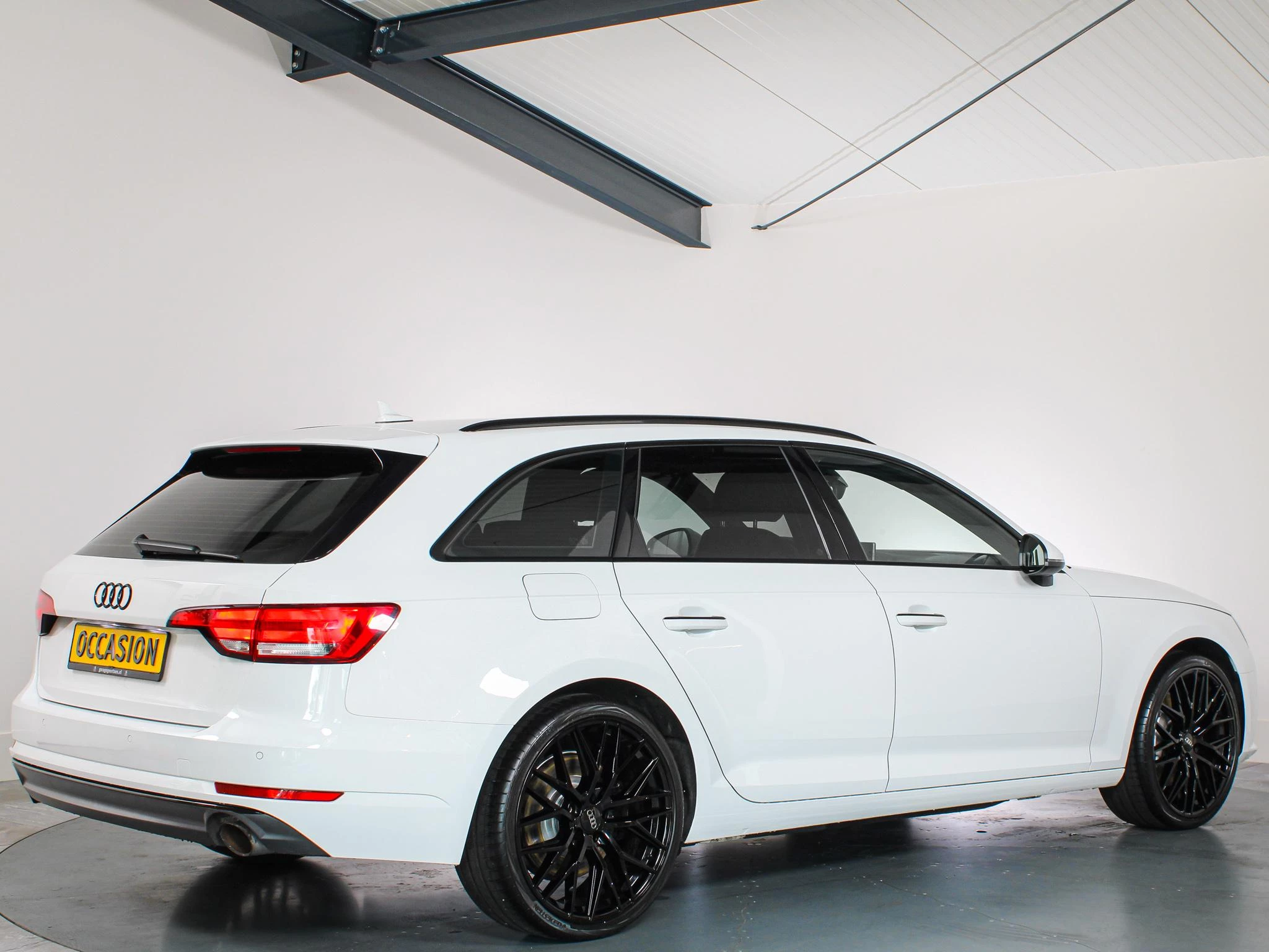 Hoofdafbeelding Audi A4