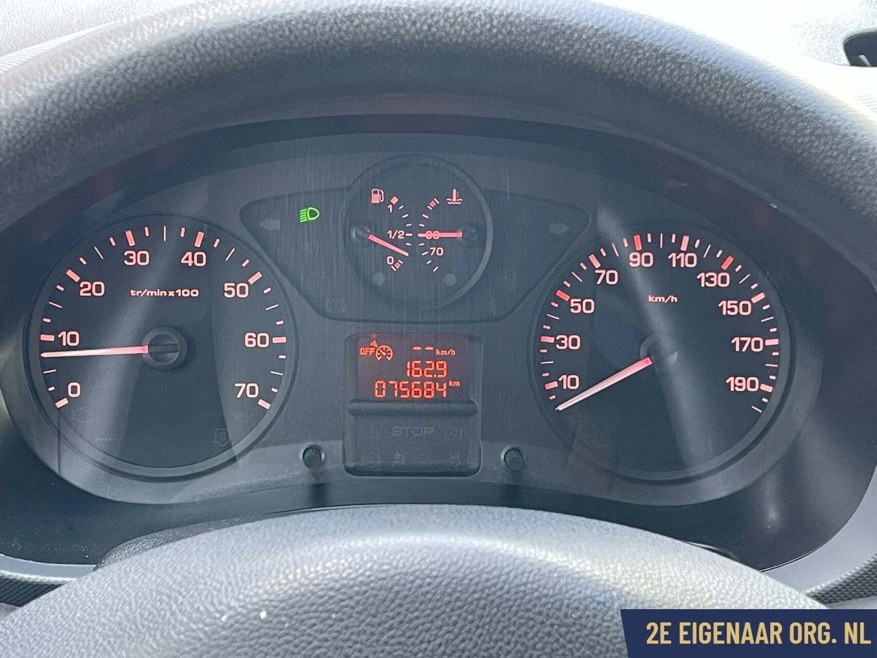 Hoofdafbeelding Peugeot Partner