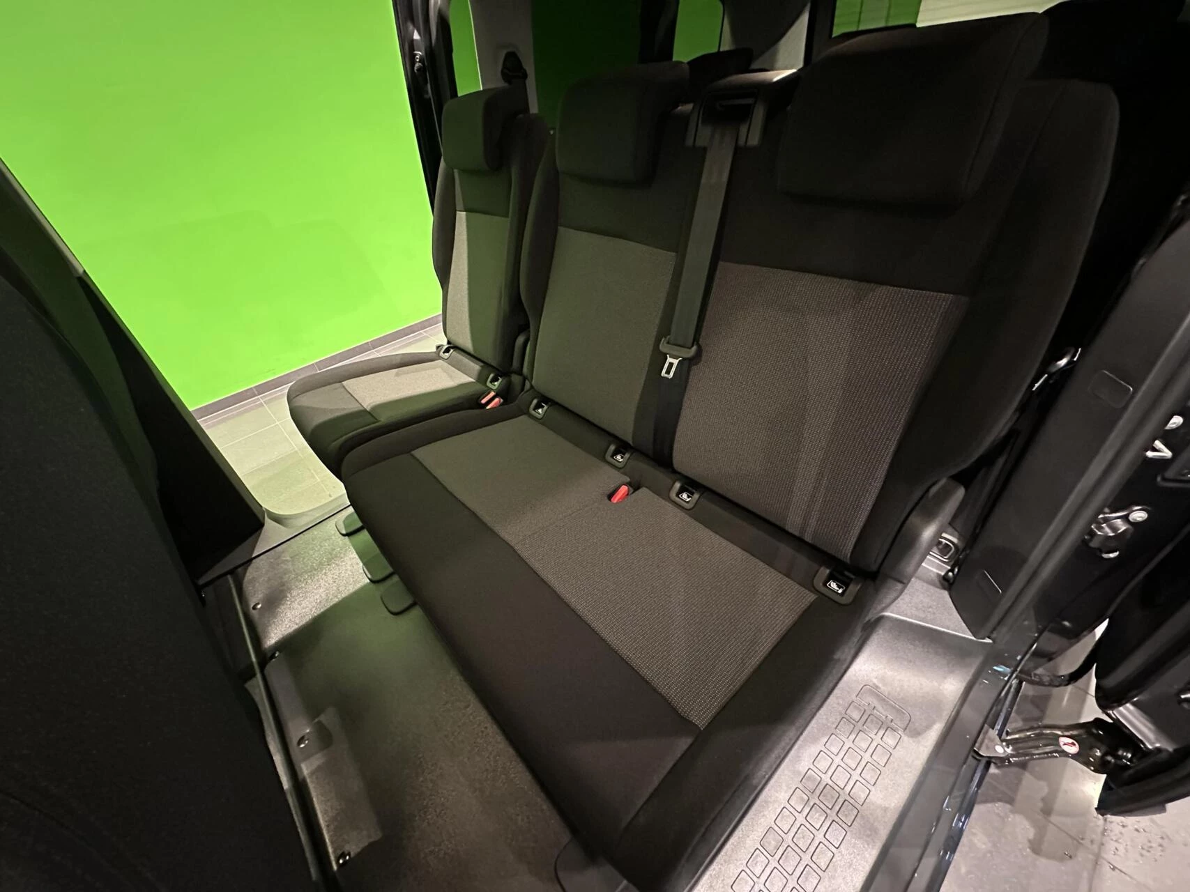 Hoofdafbeelding Peugeot e-Traveller