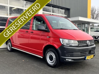 Volkswagen Transporter Kombi 2.0 TDI L2H1 150pk BPM/ BTW vrij 9-Persoons Euro 6 Airco Cruise control Navigatiesysteem Telefoonverbinding Apple carplay 1e eigenaar Trekhaak 2500kg trekgewicht 1e eigenaar Euro 6 Ex overheidsauto