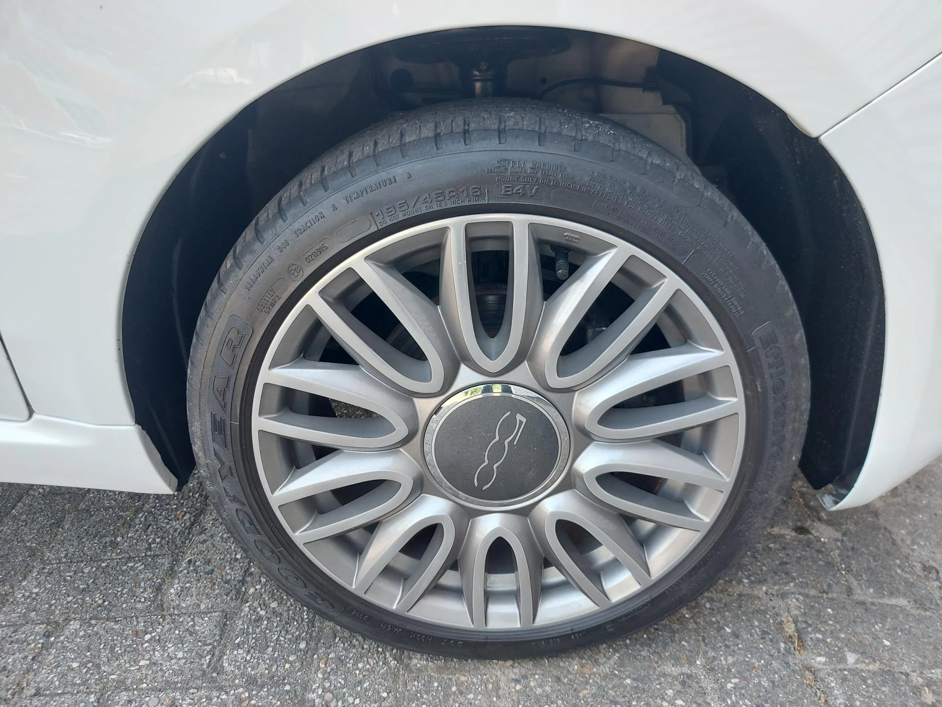 Hoofdafbeelding Fiat 500