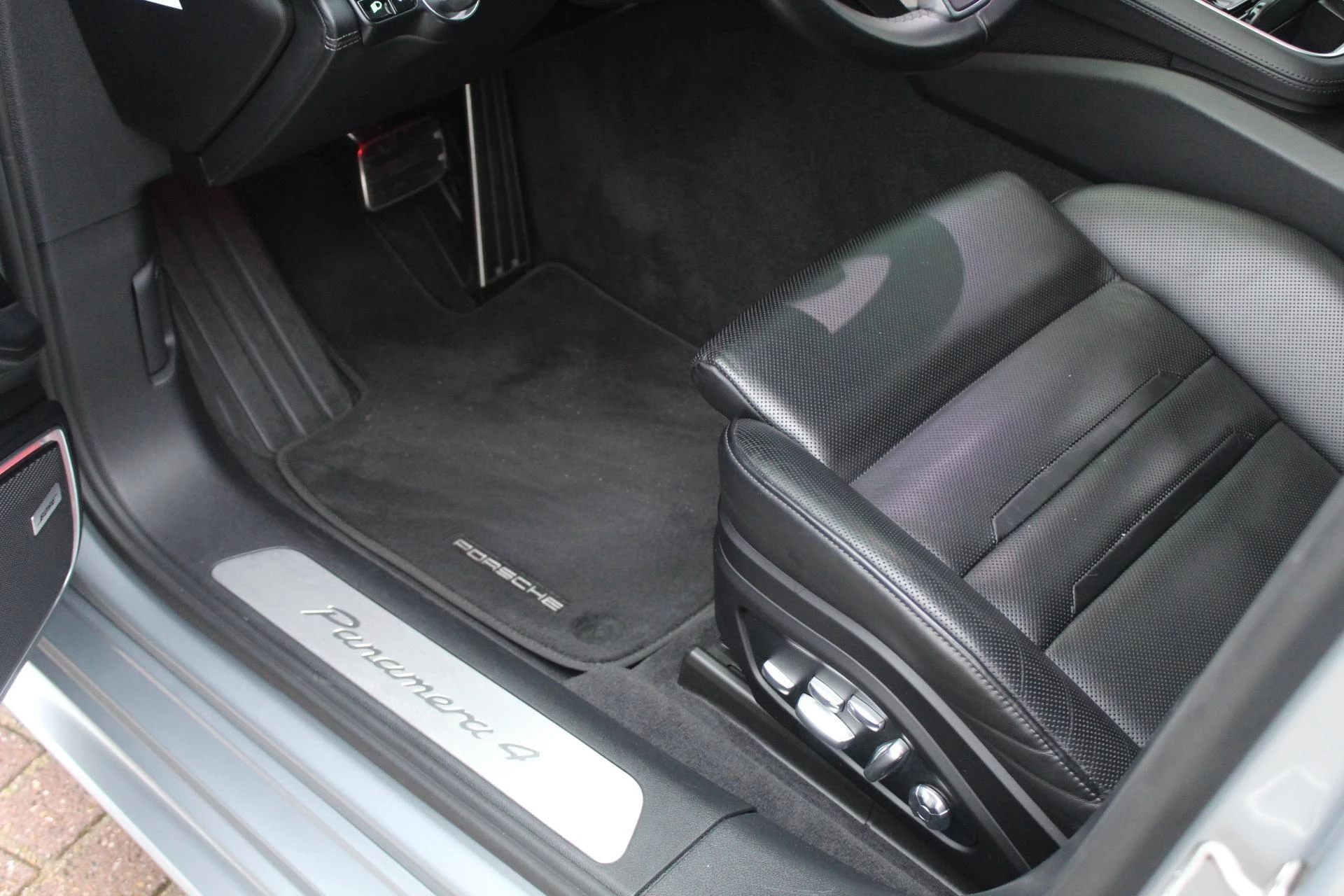 Hoofdafbeelding Porsche Panamera