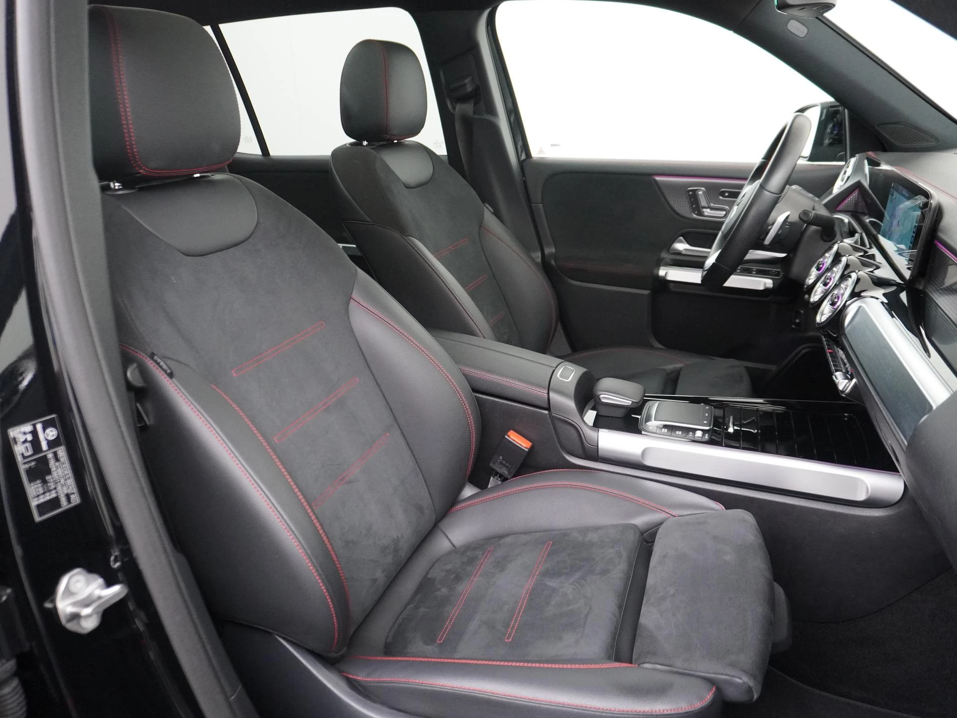 Hoofdafbeelding Mercedes-Benz EQB