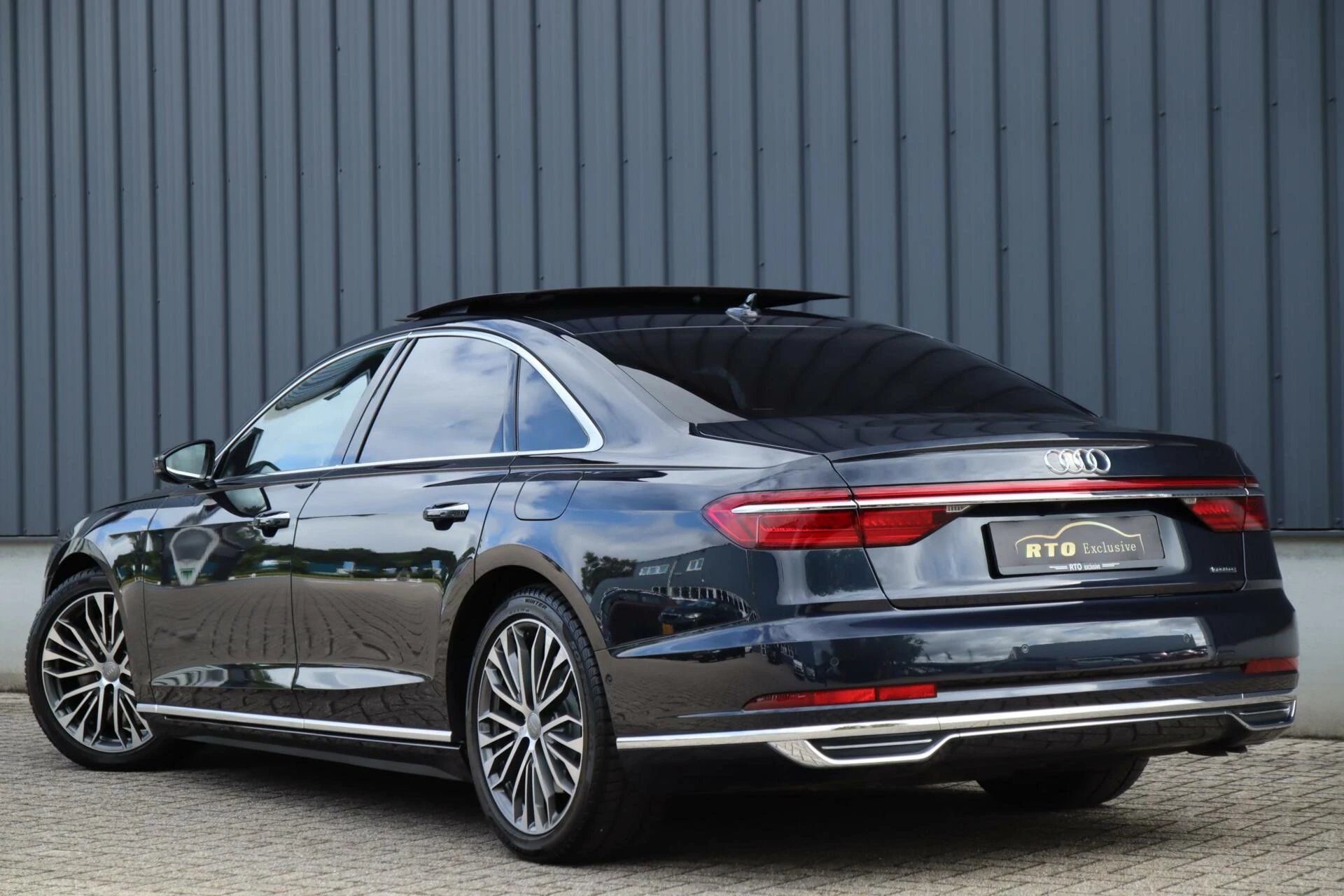 Hoofdafbeelding Audi A8