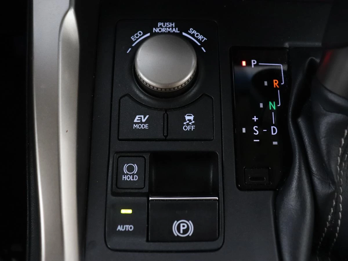 Hoofdafbeelding Lexus NX