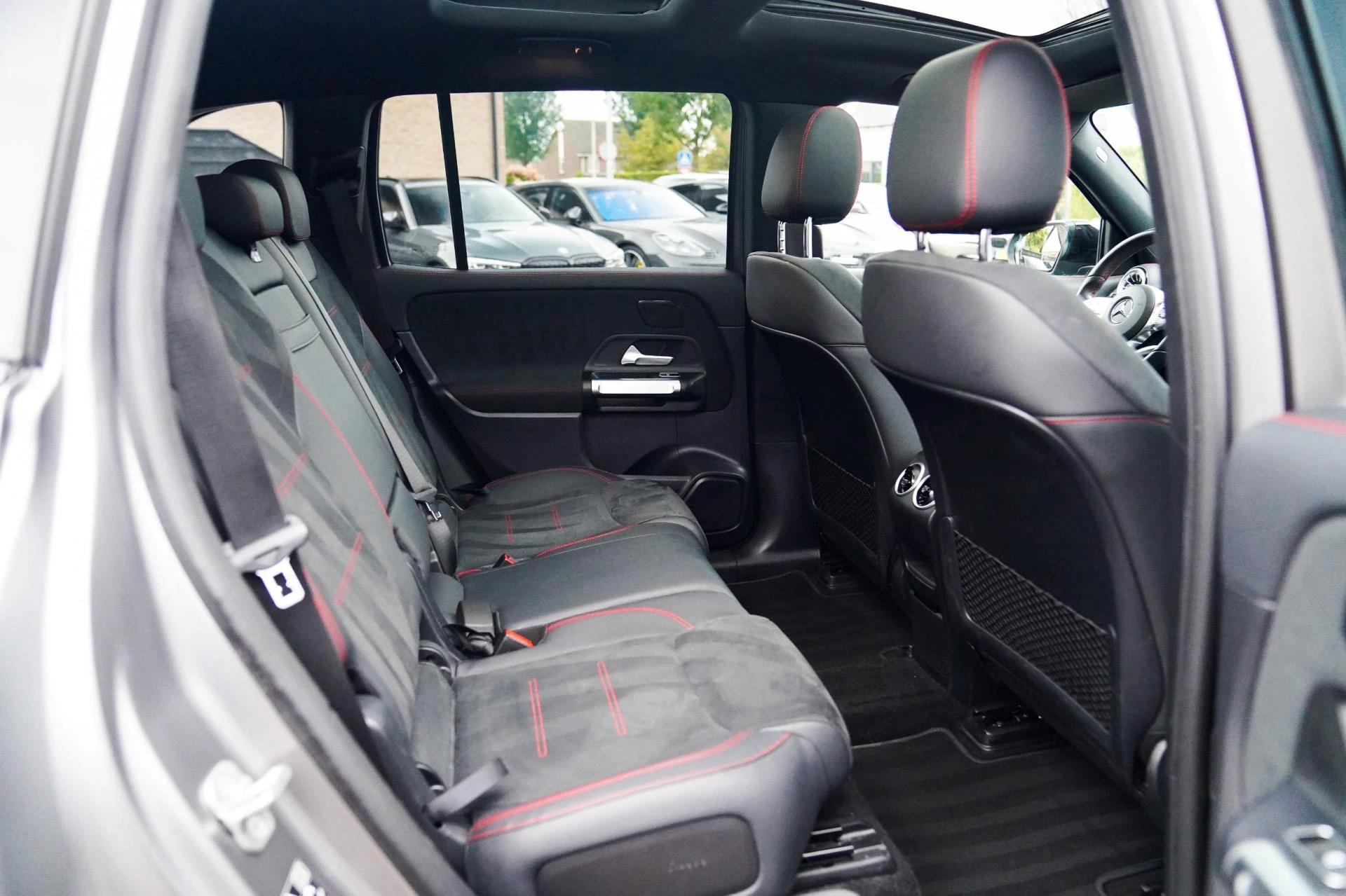 Hoofdafbeelding Mercedes-Benz EQB