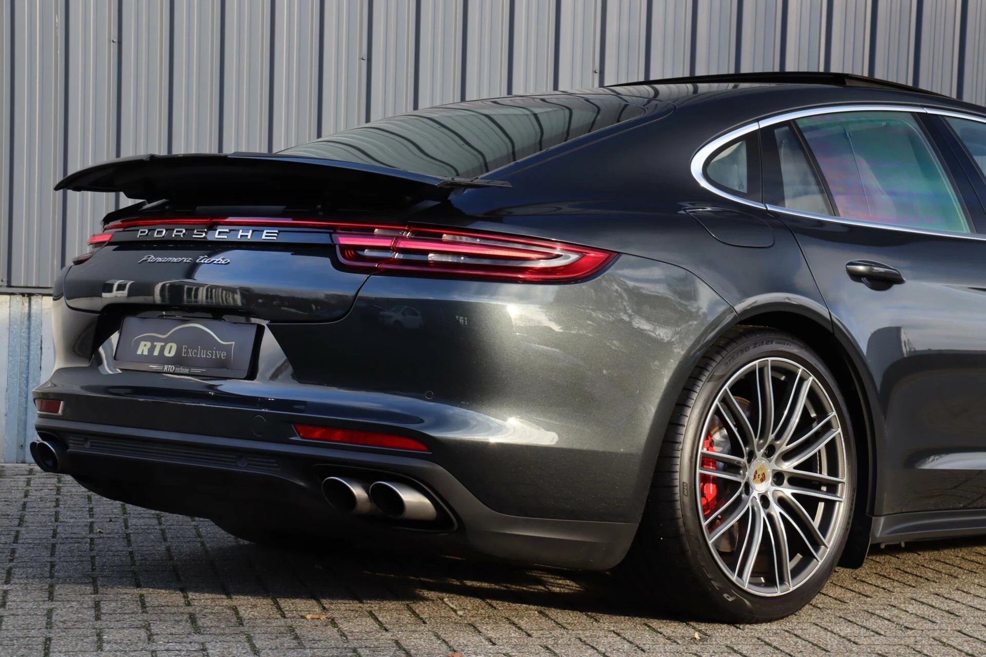 Hoofdafbeelding Porsche Panamera