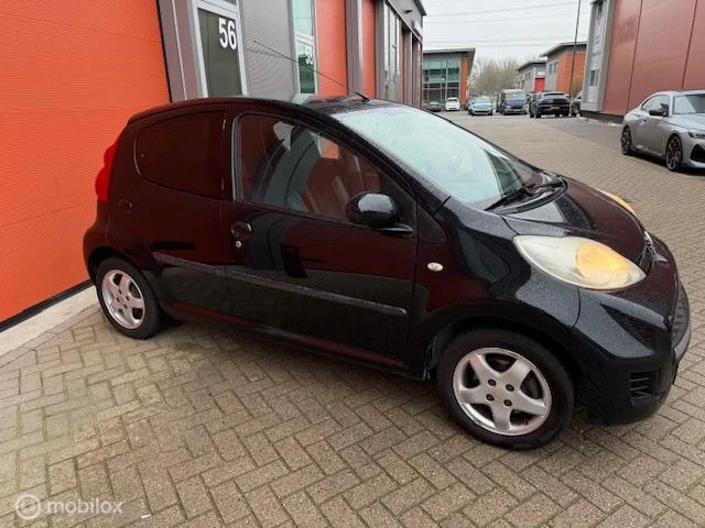 Hoofdafbeelding Peugeot 107