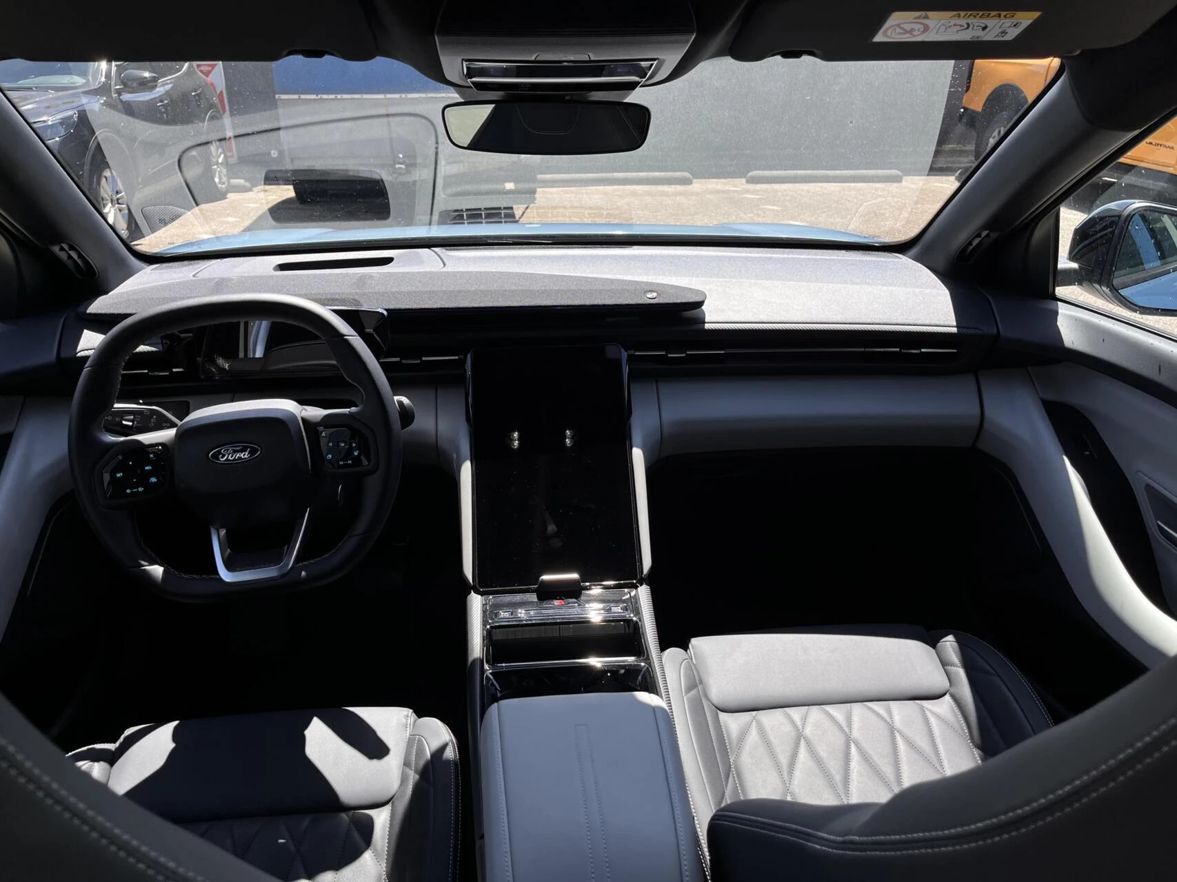 Hoofdafbeelding Ford Explorer