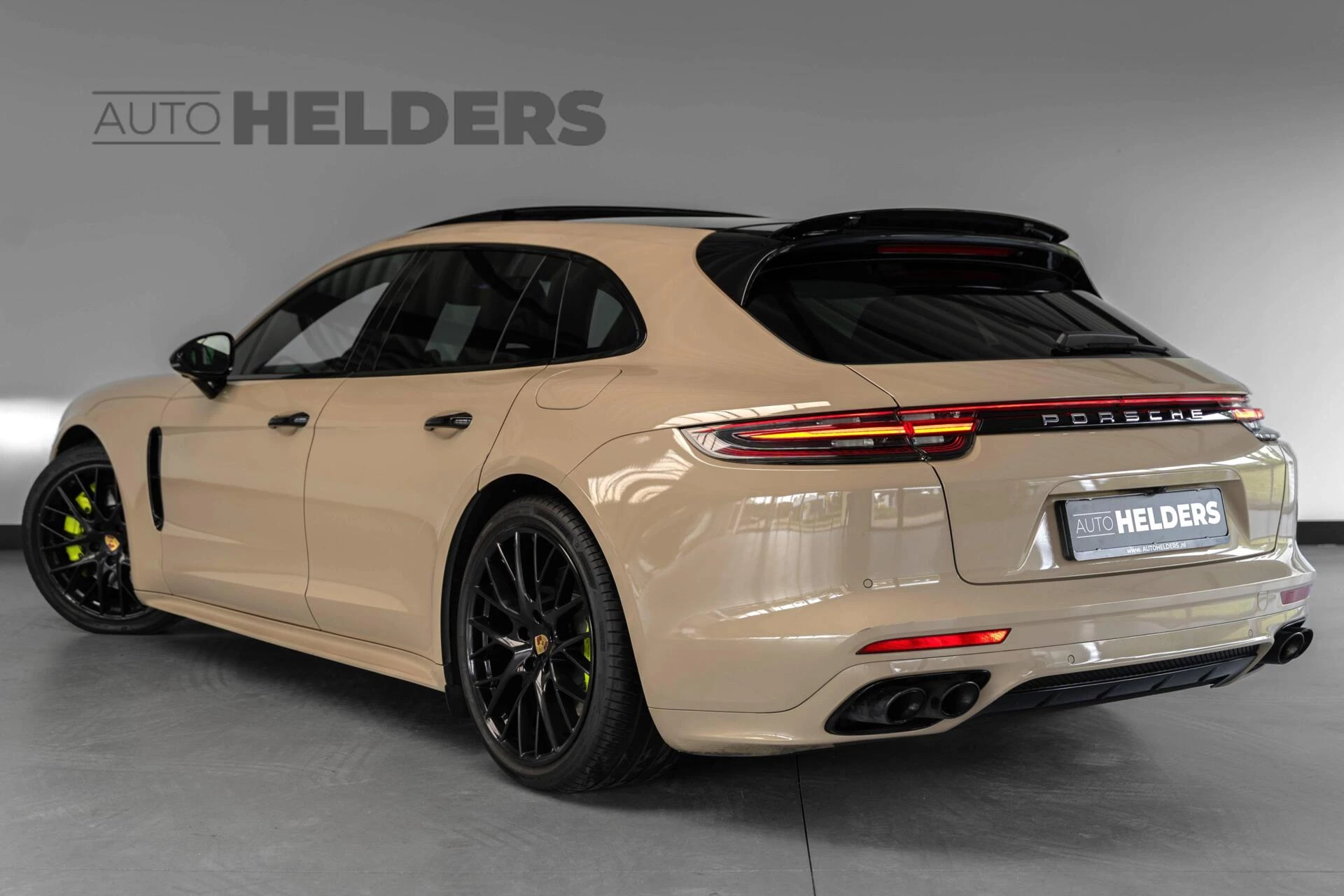 Hoofdafbeelding Porsche Panamera