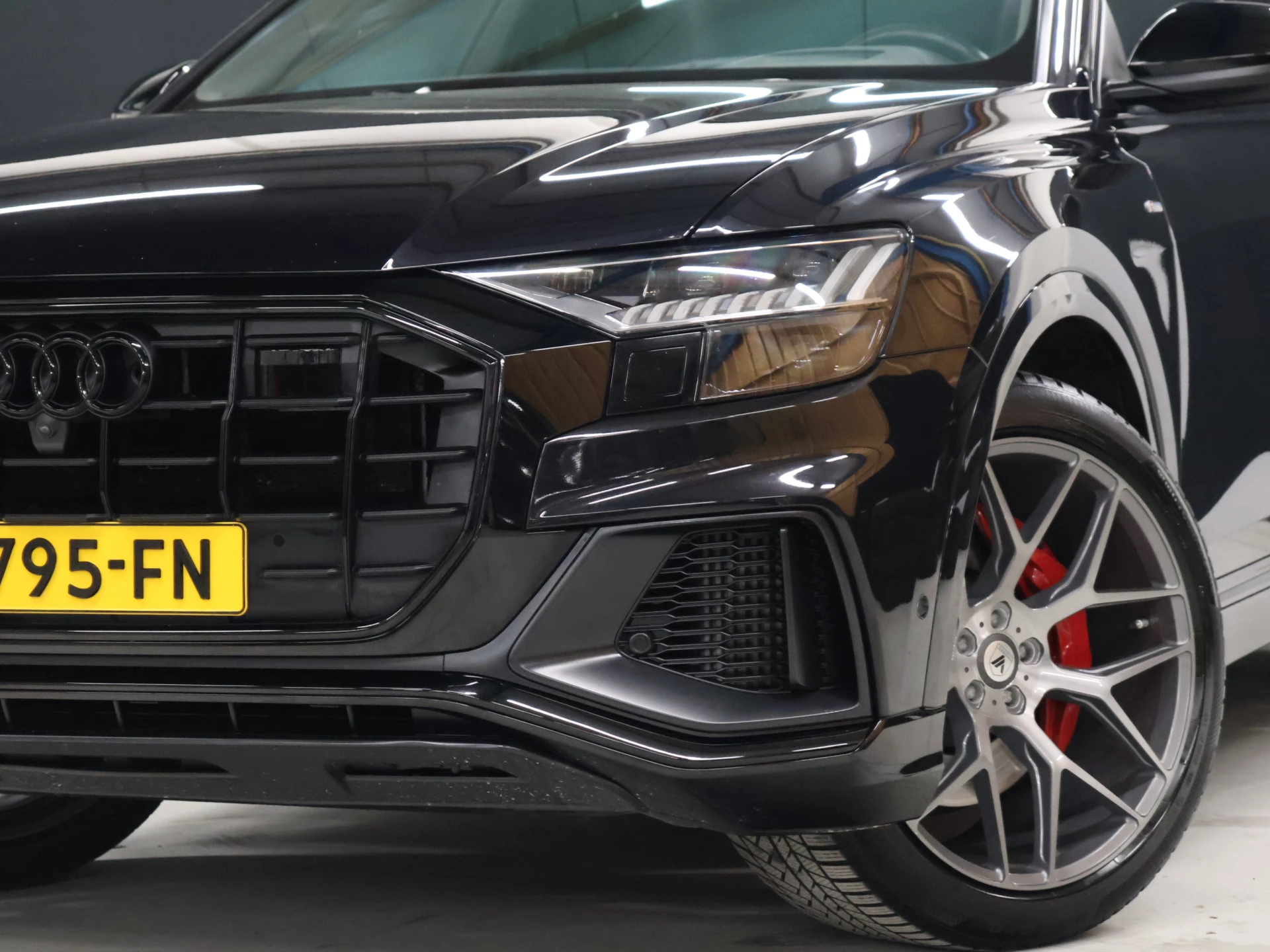 Hoofdafbeelding Audi Q8