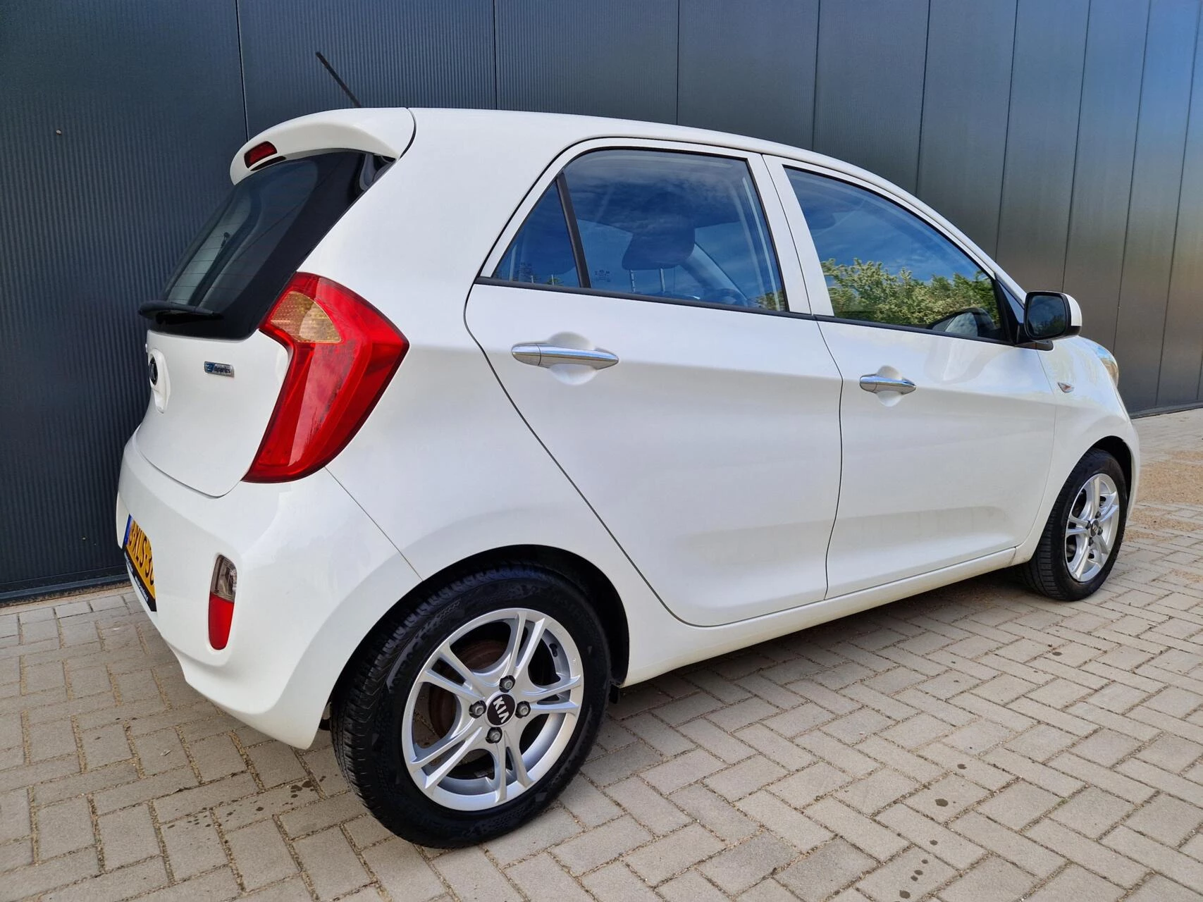 Hoofdafbeelding Kia Picanto
