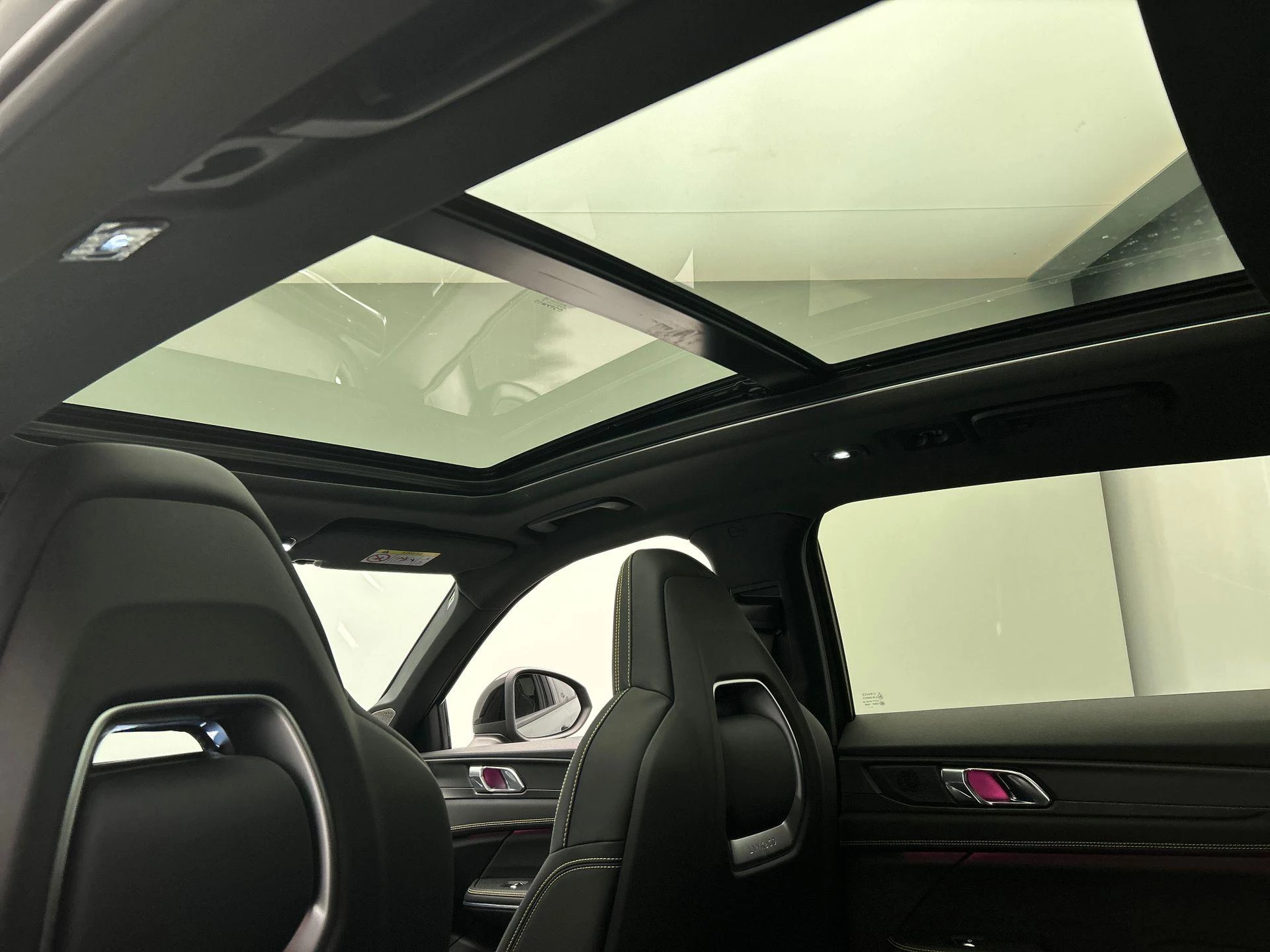 Hoofdafbeelding Lynk & Co 01