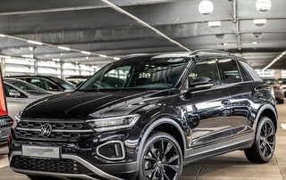 Volkswagen T-Roc 1.5 TSI ** IQ-LED, VIRTUAL, CLIMA, ACC, CAMERA,, KEYLESS / ALARM, 19-inch LMV ** 1e EIG - UNFALLFREI ** ** INFORMEER OOK NAAR ONZE AANTREKKELIJKE FINANCIAL-LEASE TARIEVEN **