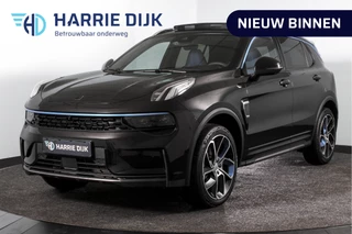 Lynk & Co 01 1.5 PHEV 261PK MY23 | 360 Camera | 7.4 kWh Boordlader | Donkere hemel | S/K-panodak | Adapt. Cruise | Memory | Elek. klep | LM 20" | 7224