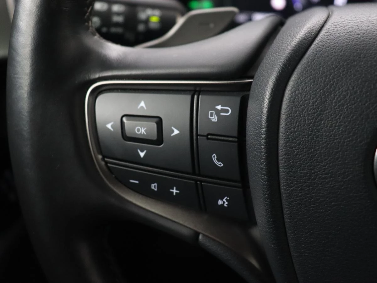 Hoofdafbeelding Lexus UX