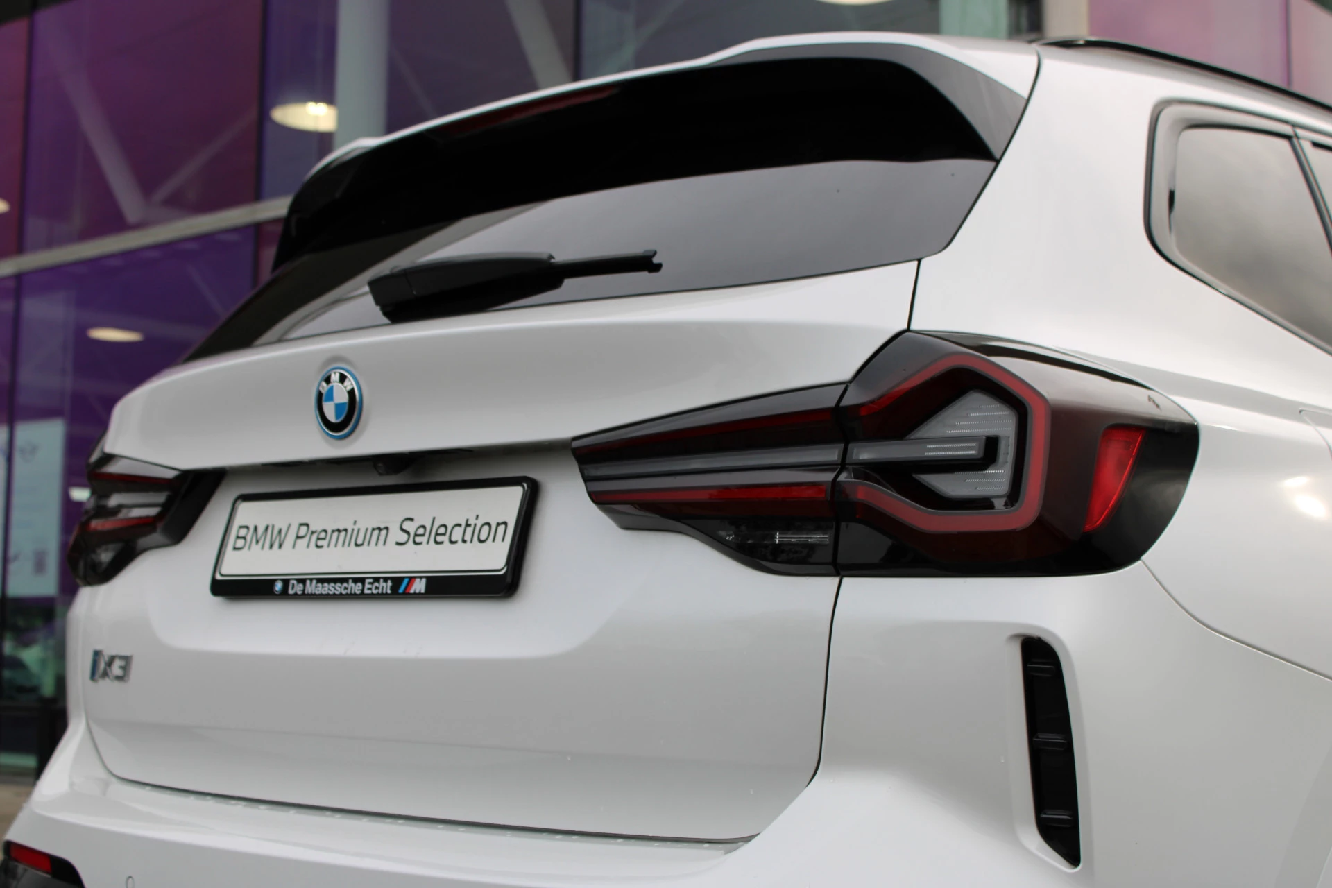 Hoofdafbeelding BMW iX3