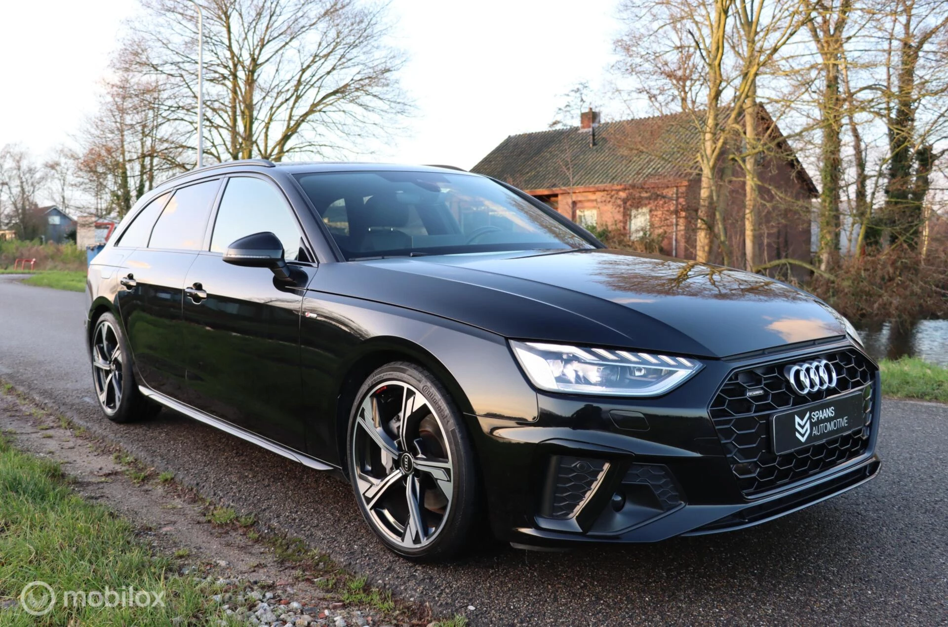 Hoofdafbeelding Audi A4