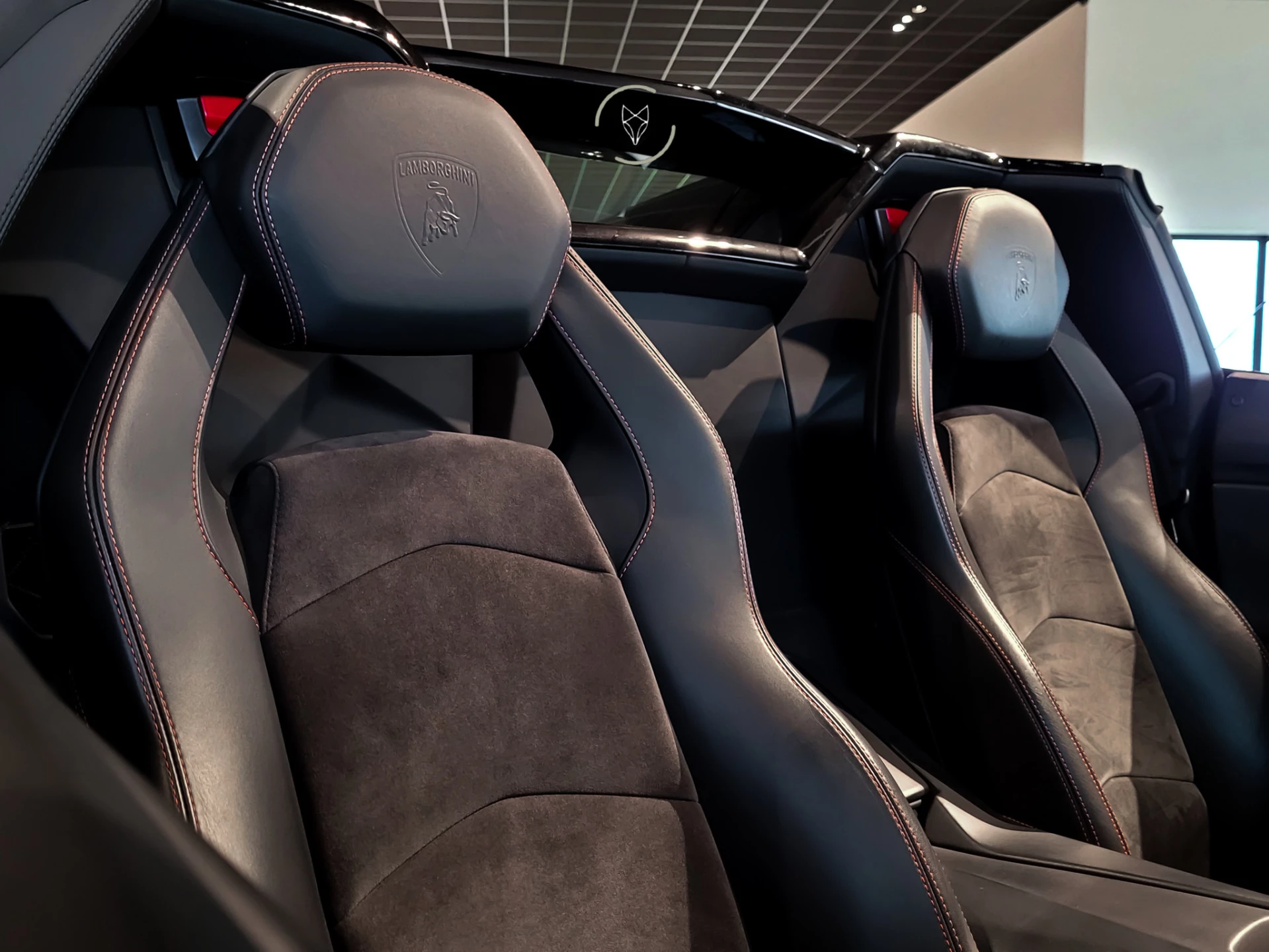 Hoofdafbeelding Lamborghini Aventador