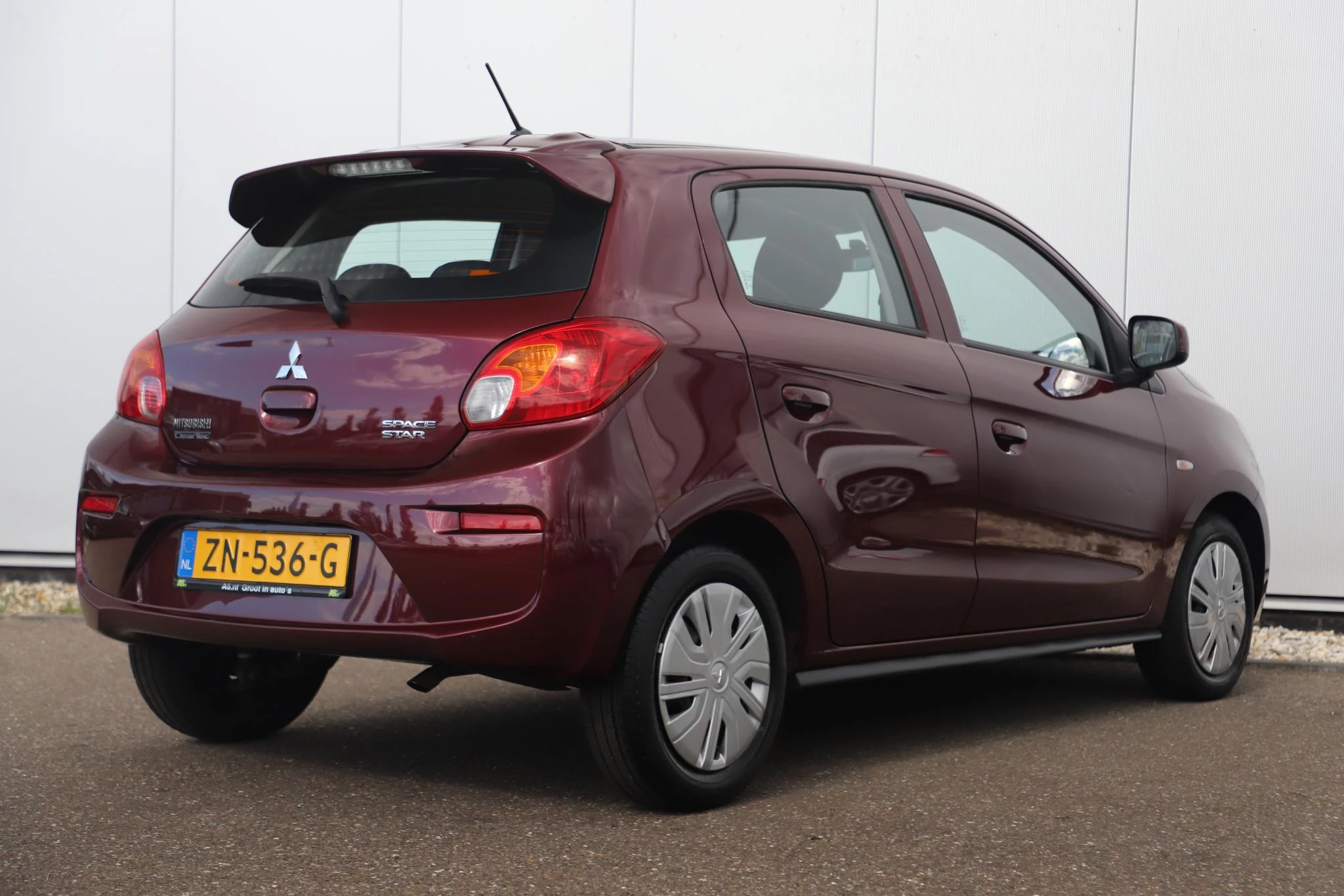 Hoofdafbeelding Mitsubishi Space Star