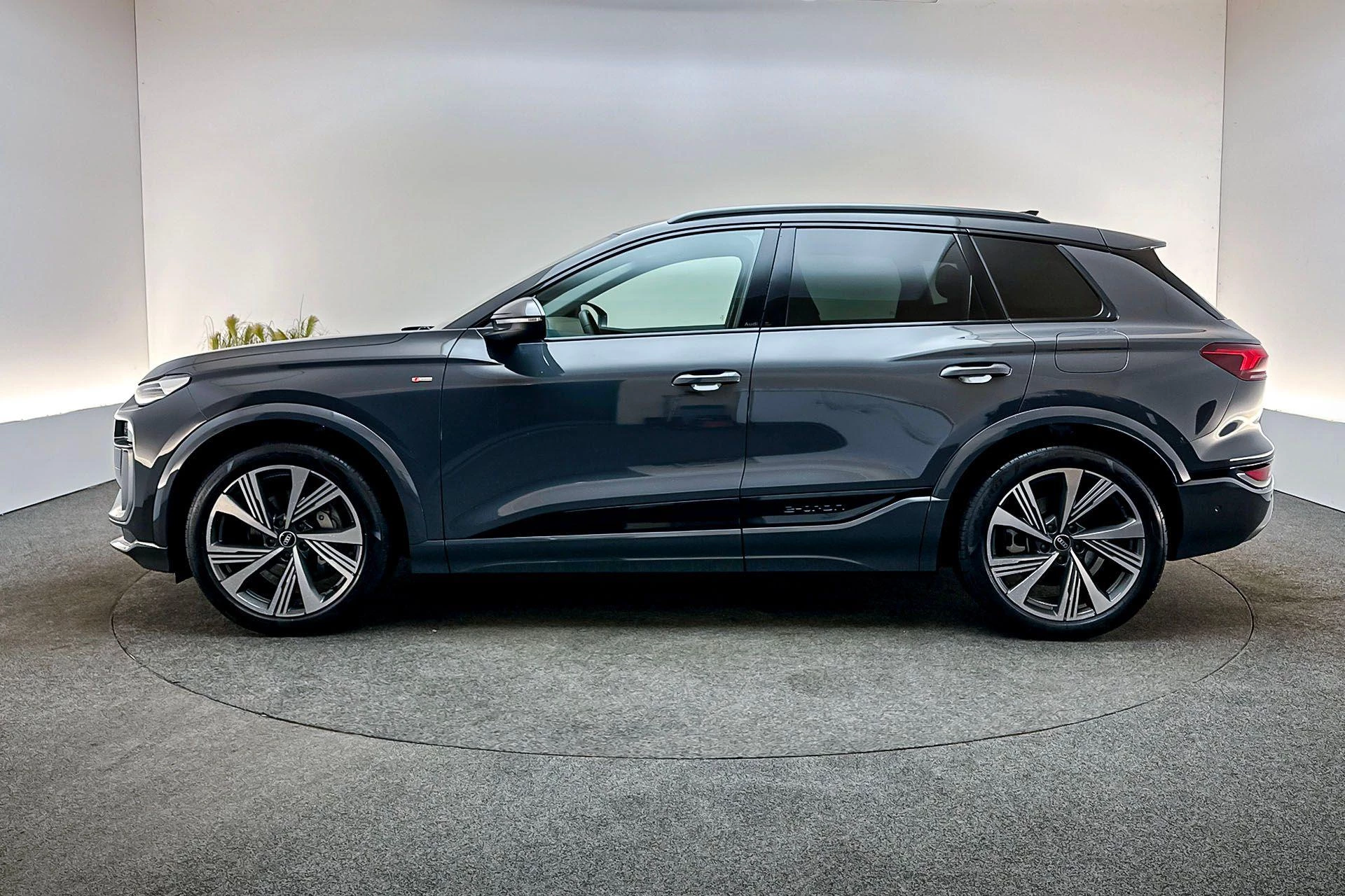 Hoofdafbeelding Audi Q6 e-tron