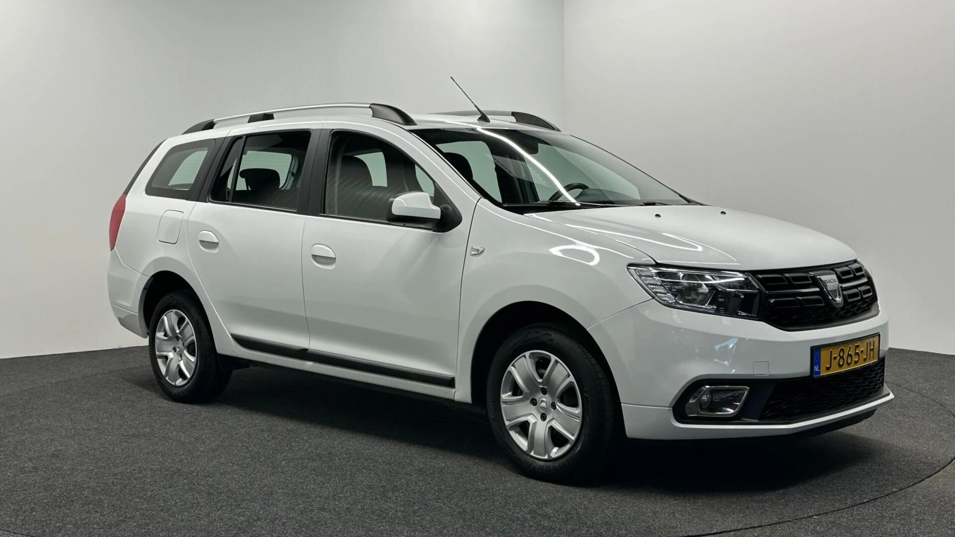 Hoofdafbeelding Dacia Logan