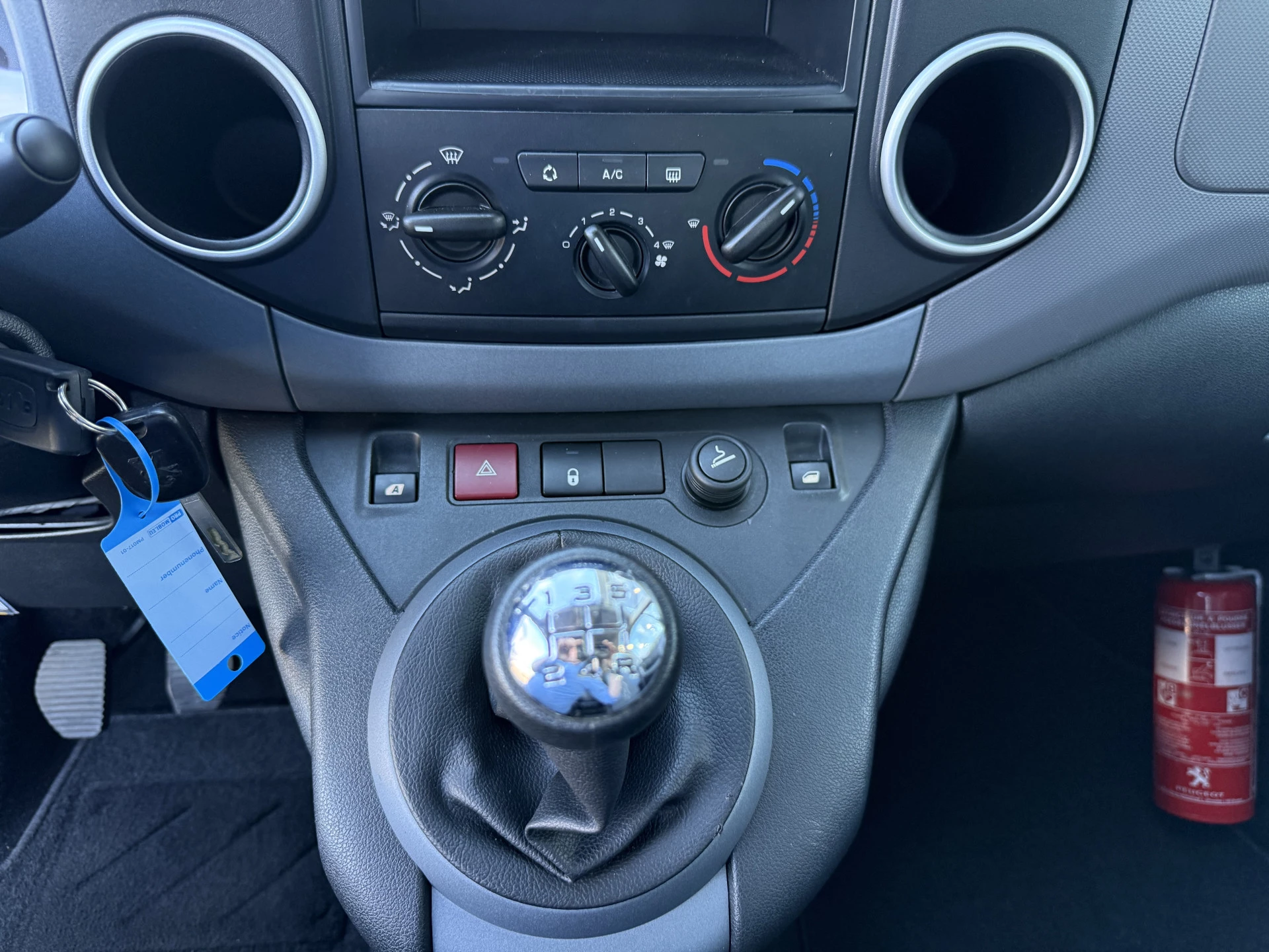 Hoofdafbeelding Peugeot Partner