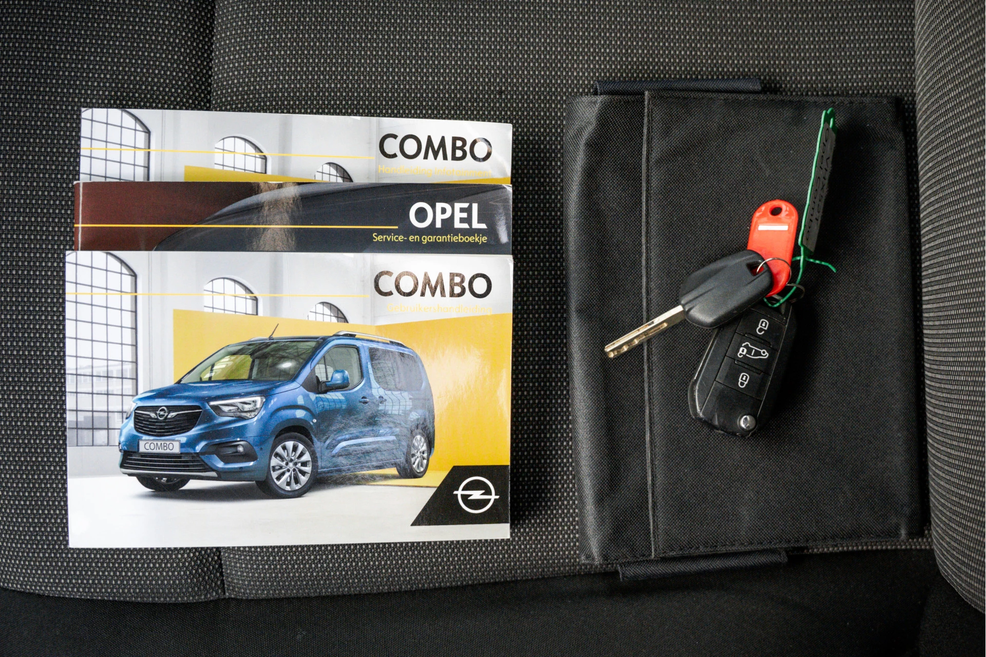 Hoofdafbeelding Opel Combo