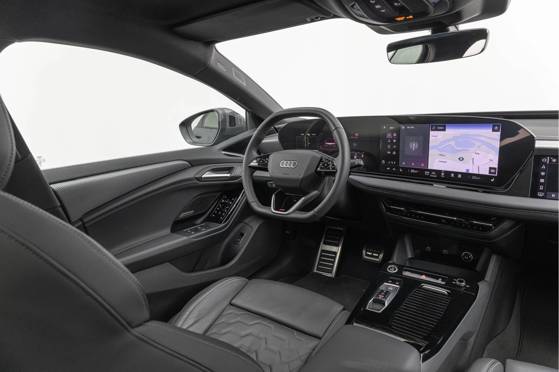 Hoofdafbeelding Audi A6 Avant e-tron