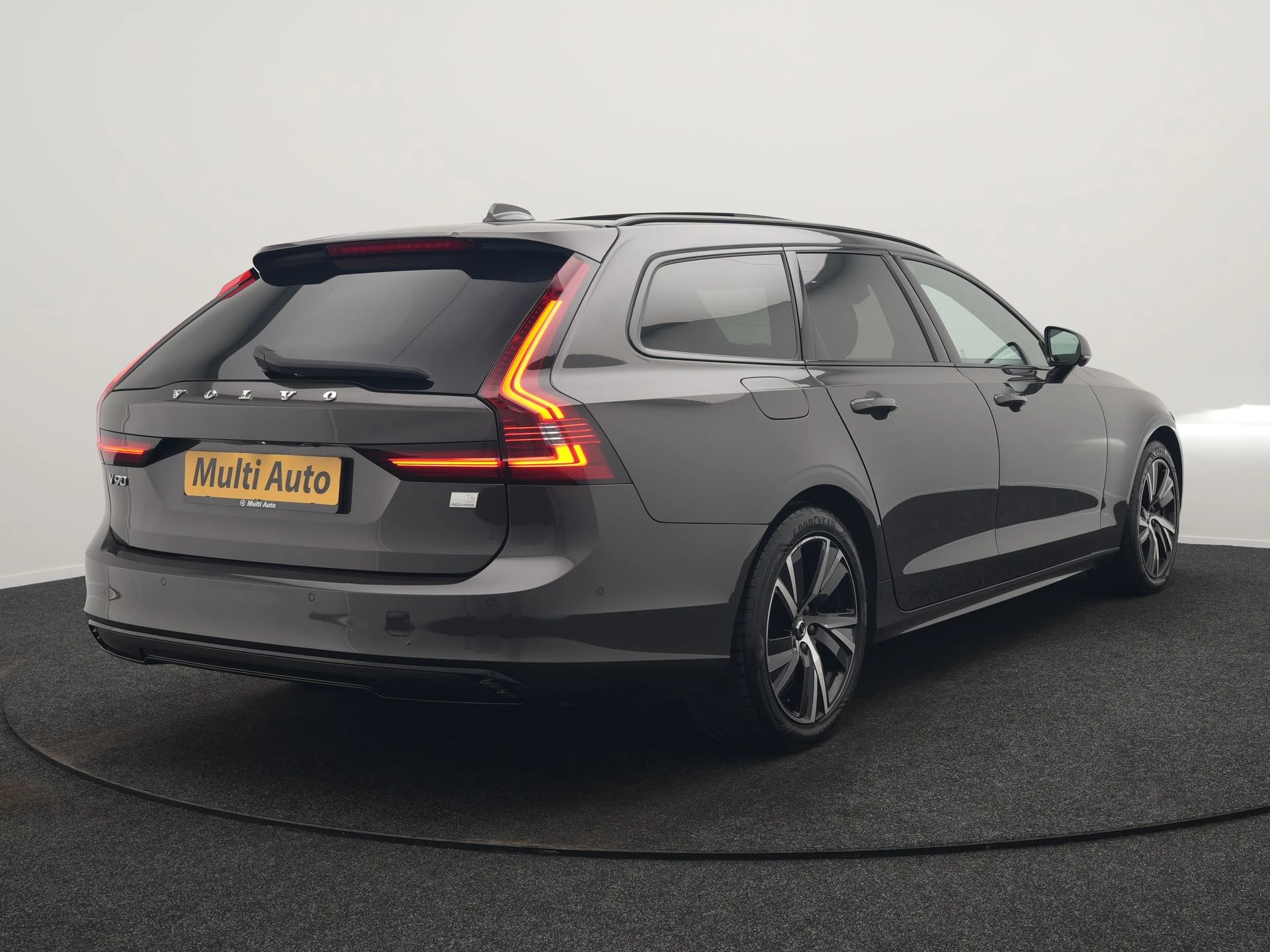 Hoofdafbeelding Volvo V90