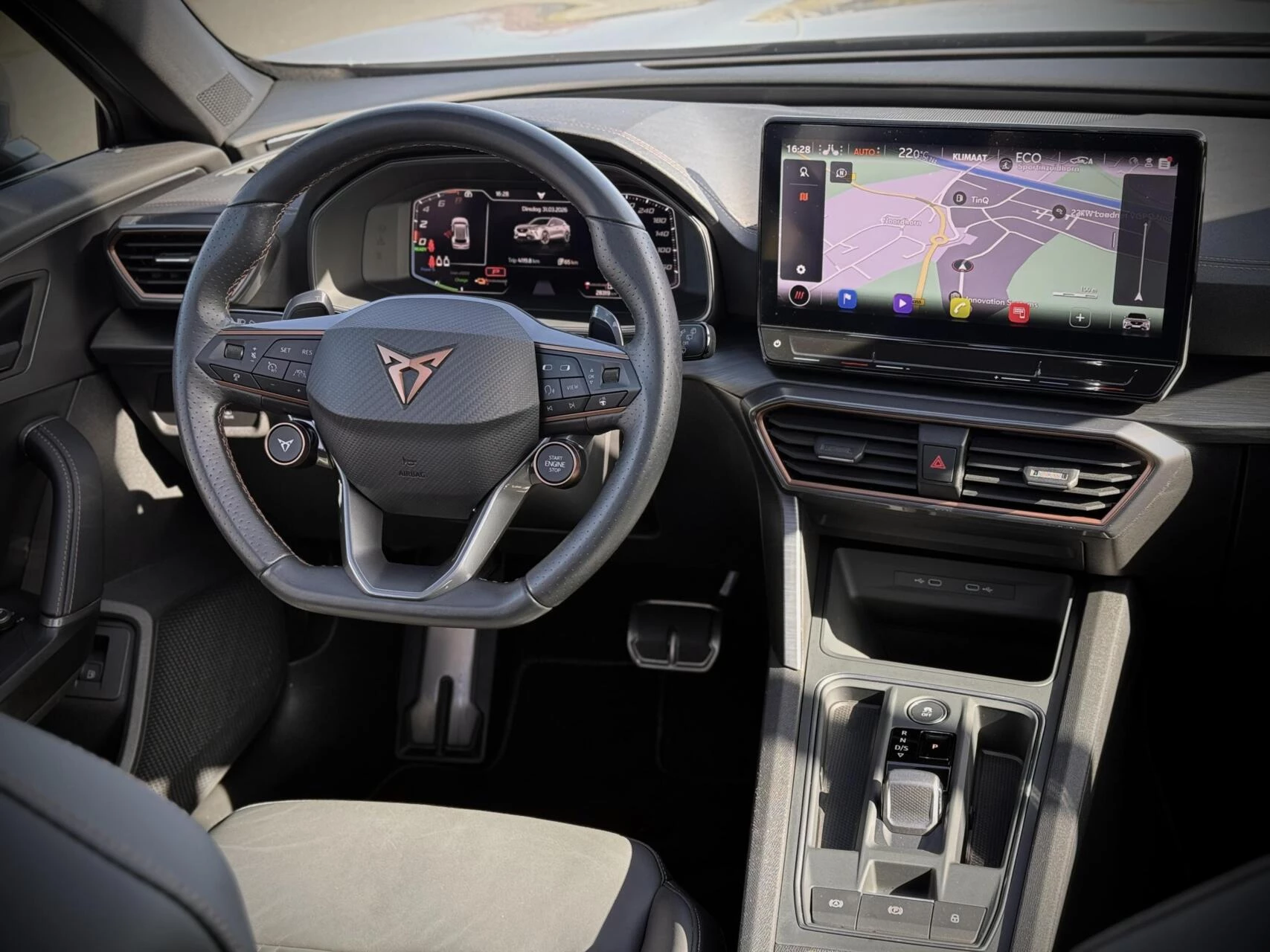 Hoofdafbeelding CUPRA Formentor