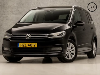 Hoofdafbeelding Volkswagen Touran Volkswagen Touran 1.5 TSI Highline R Sport 7 Persoons 150Pk Automaat (PANORAMADAK, APPLE CARPLAY, GROOT NAVI, ADAPTIVE CRUISE, SPORTSTOELEN, CAMERA, GETINT GLAS, TREKHAAK, LED KOPLAMPEN, NIEUWSTAAT)