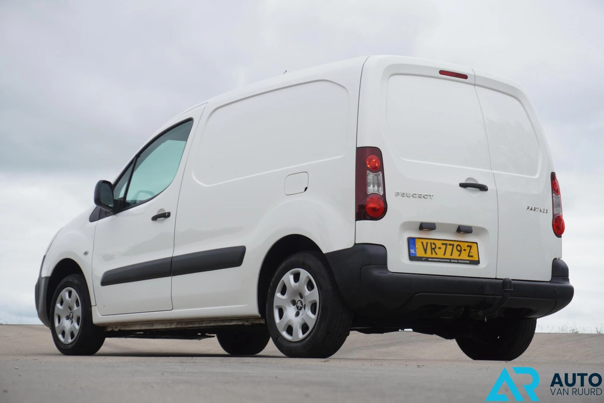 Hoofdafbeelding Peugeot Partner