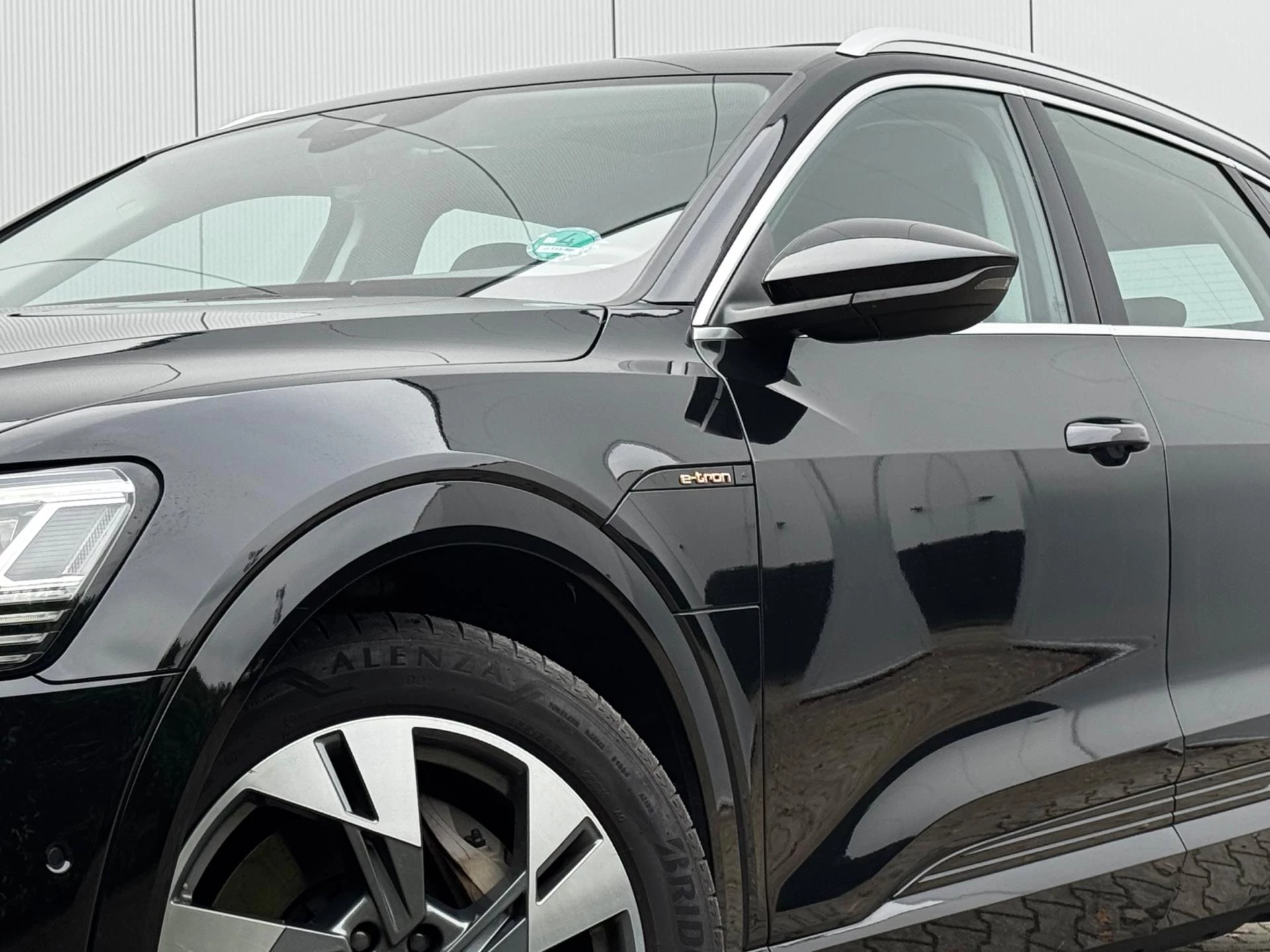 Hoofdafbeelding Audi e-tron