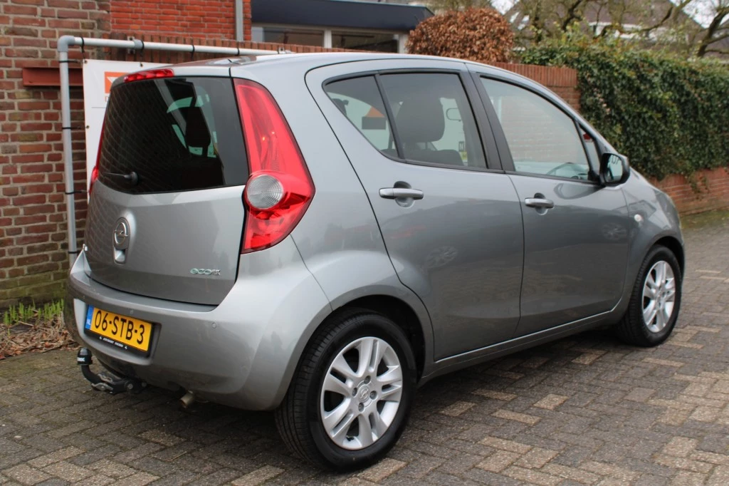 Hoofdafbeelding Opel Agila