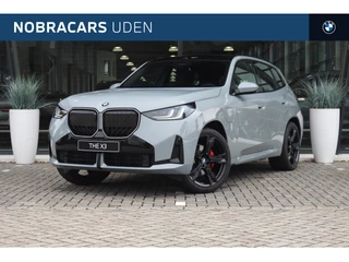 BMW X3 30e xDrive M Sport Automaat / Panoramadak / Trekhaak / Sportstoelen / Parking Assistant Professional / Adaptieve LED / Comfort Access / Stuurverwarming