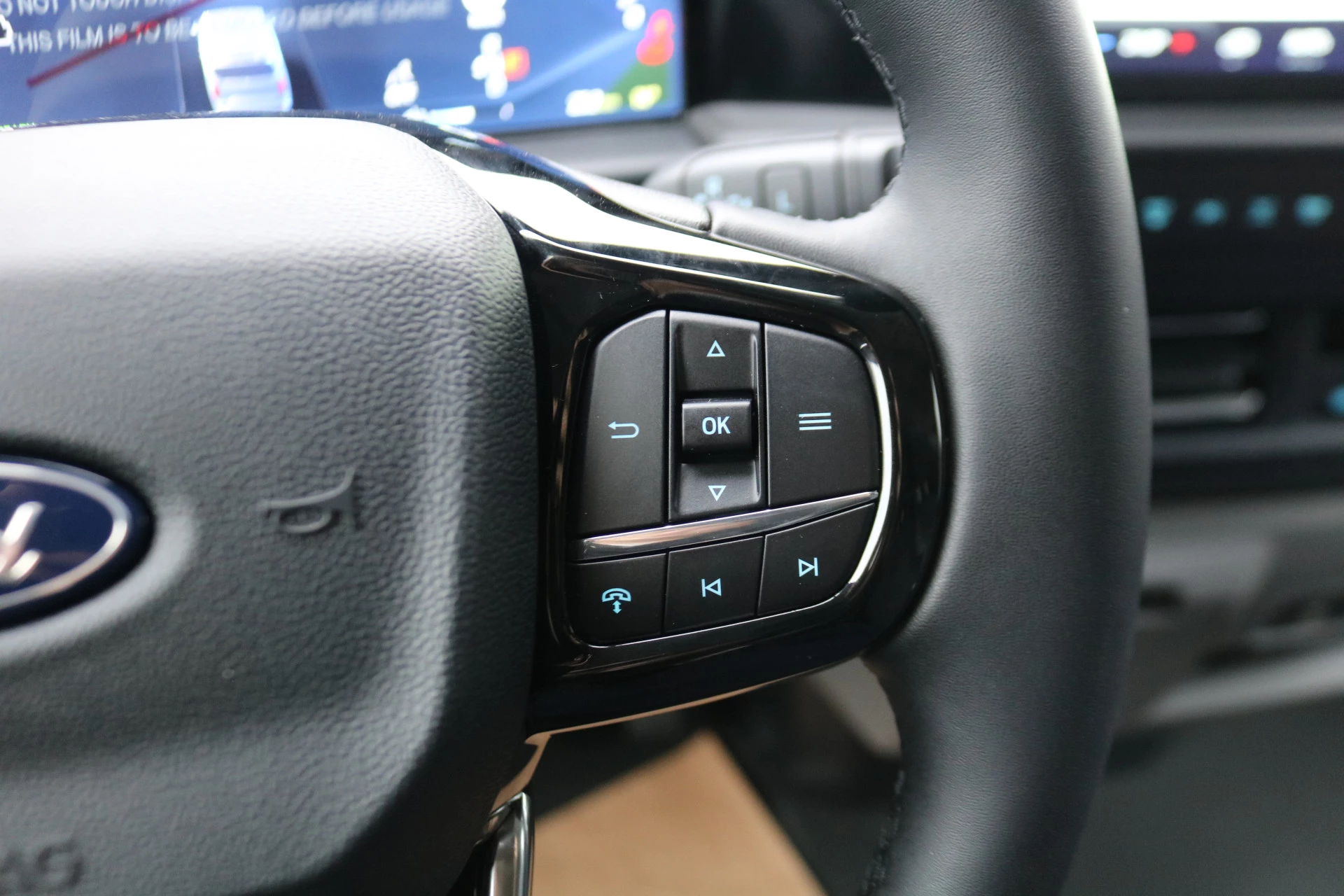 Hoofdafbeelding Ford E-Transit Custom