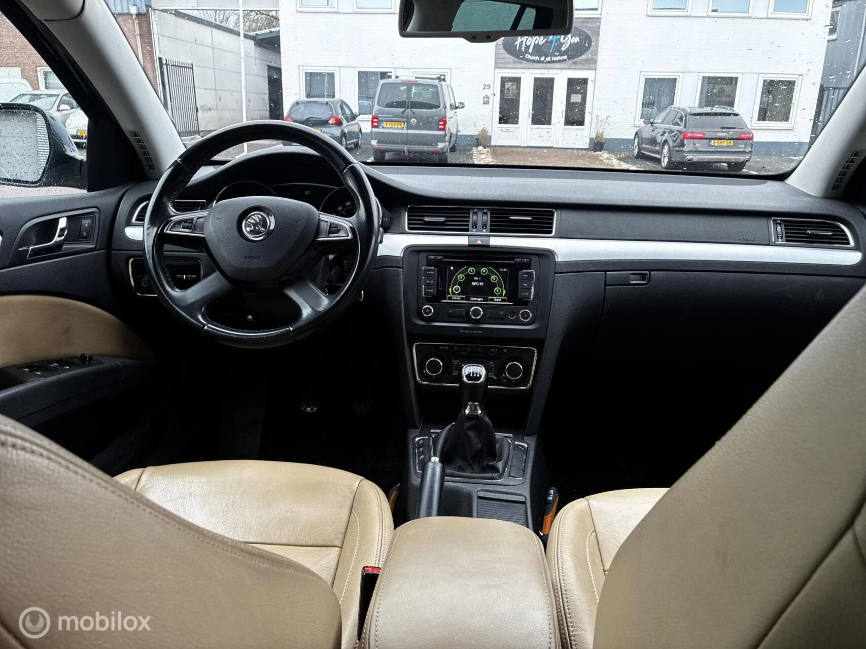 Hoofdafbeelding Škoda Superb