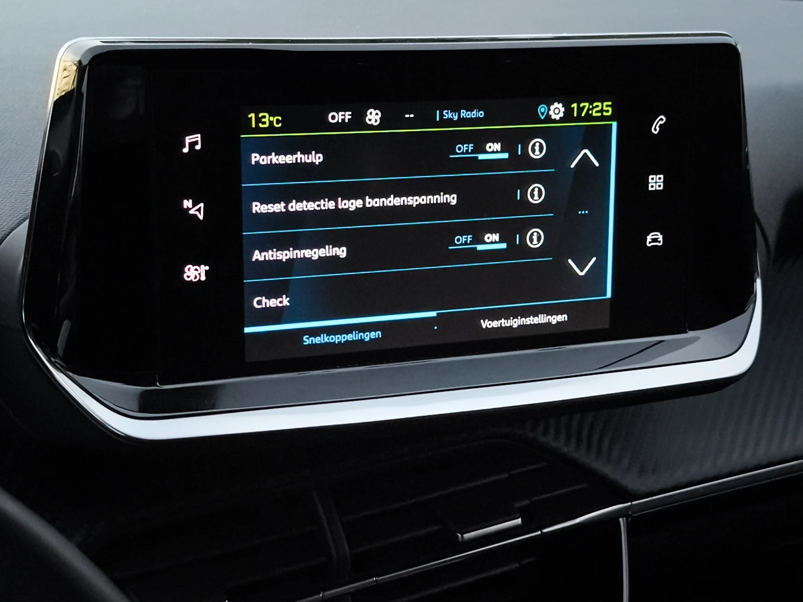 Hoofdafbeelding Peugeot e-208