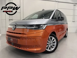 Volkswagen Multivan 1.4 eHybrid L2 Energetic 7p. PANO/HEAD-UP/TREKHAAK/SOH 91%/CAMERA/SFEER/CARPLAY/IQ-LIGHT/KEYLESS/ACC/ADAPTIVE-ONDERSTEL/18"/PRIVACY/TWO-TONE ORANGE-SILVER/VOLLEDIG VW DEALER HISTORIE