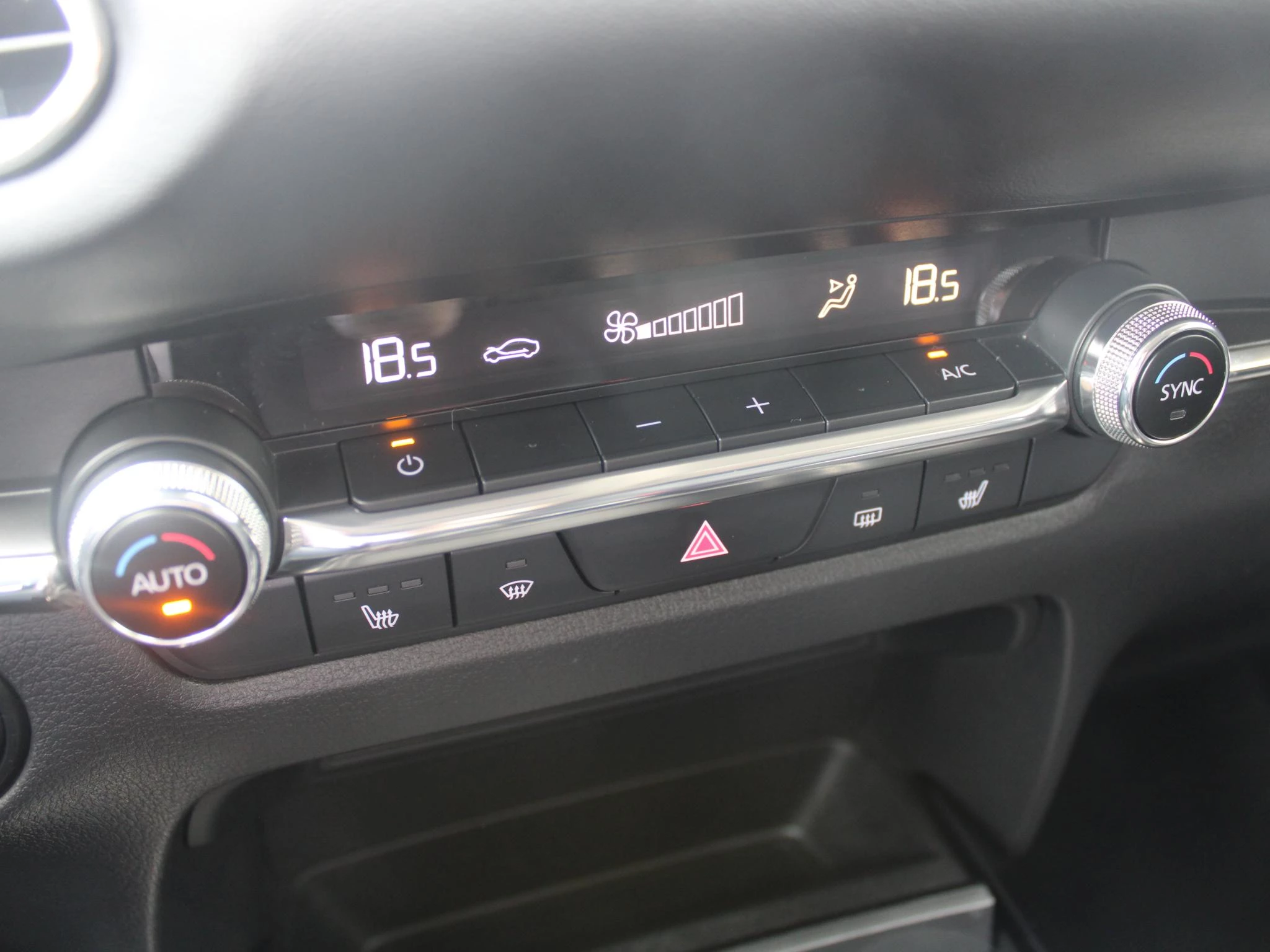 Hoofdafbeelding Mazda CX-30