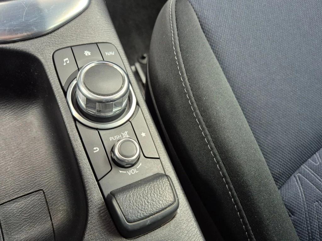 Hoofdafbeelding Mazda 2