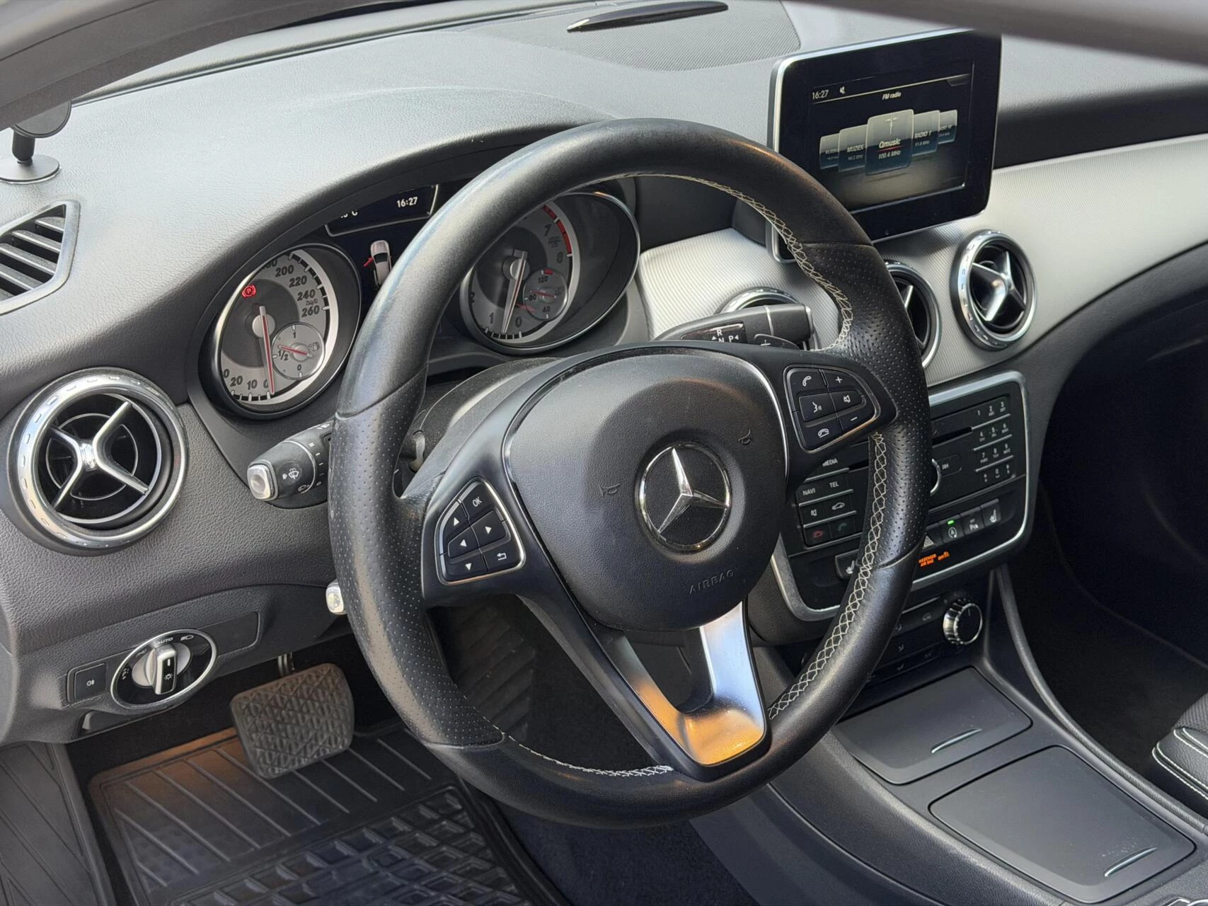 Hoofdafbeelding Mercedes-Benz GLA