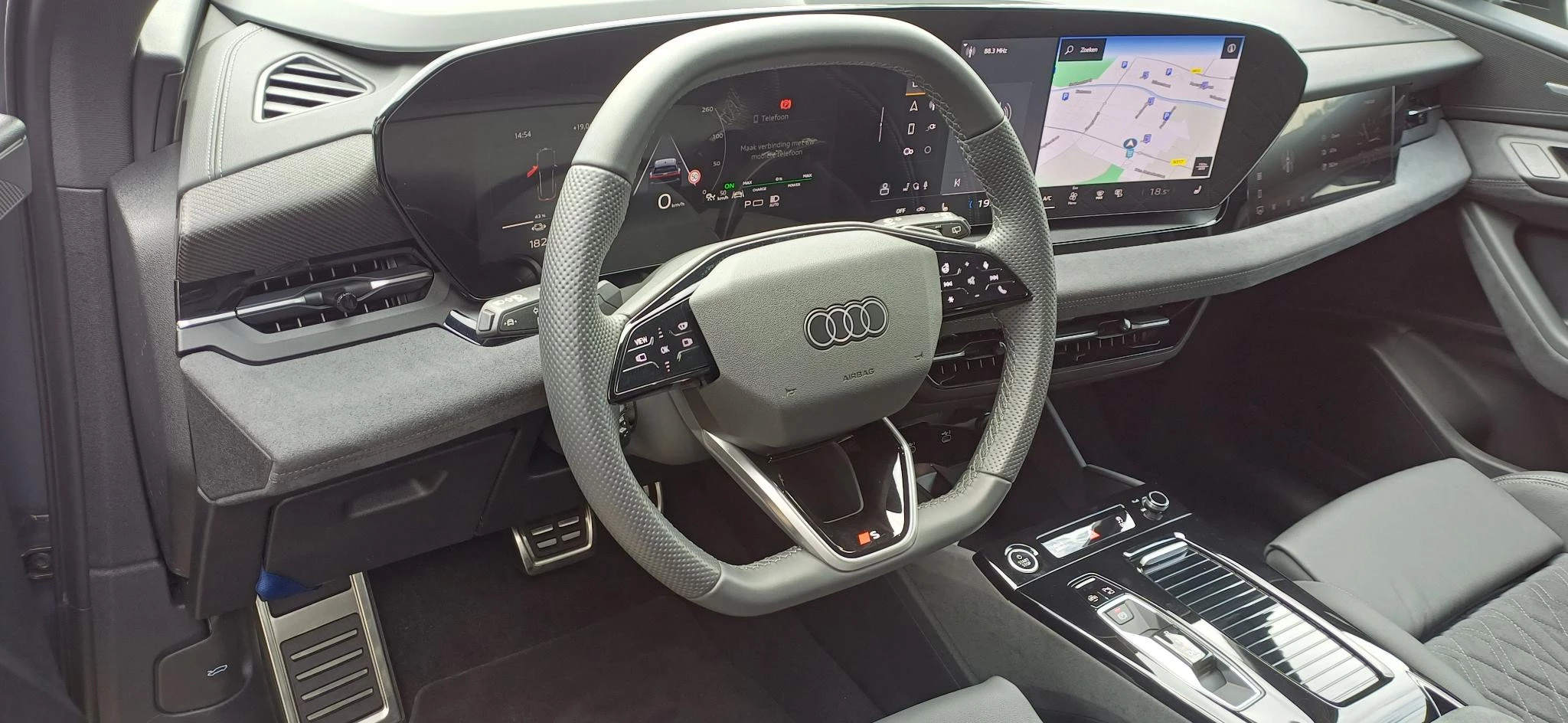 Hoofdafbeelding Audi Q6 e-tron