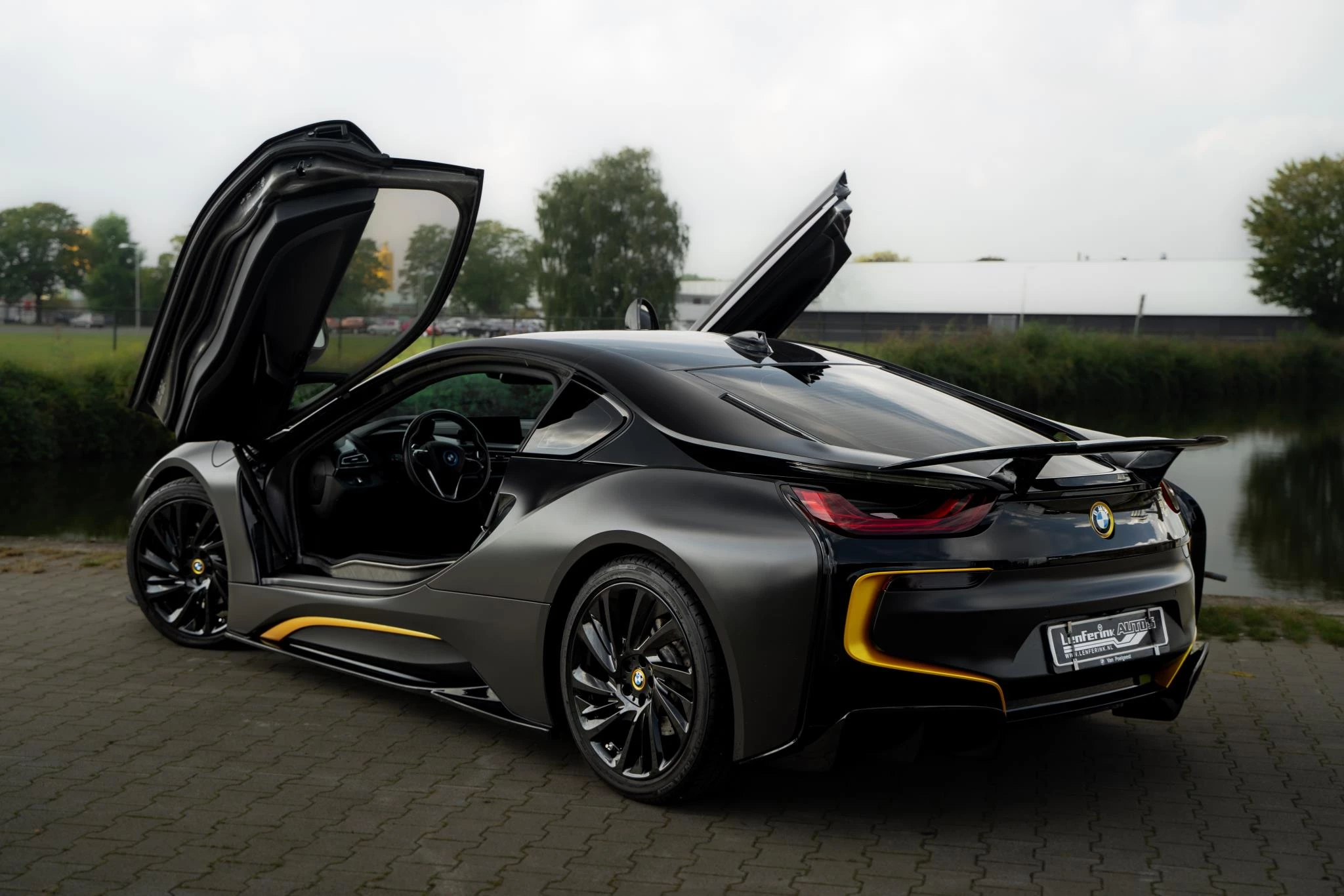 Hoofdafbeelding BMW i8