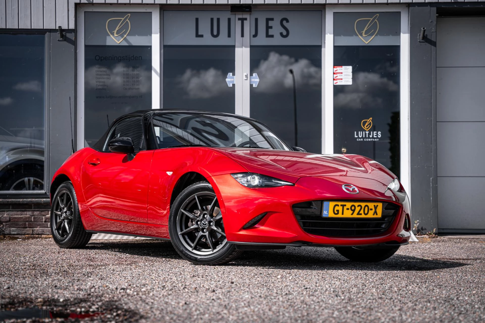 Hoofdafbeelding Mazda MX-5